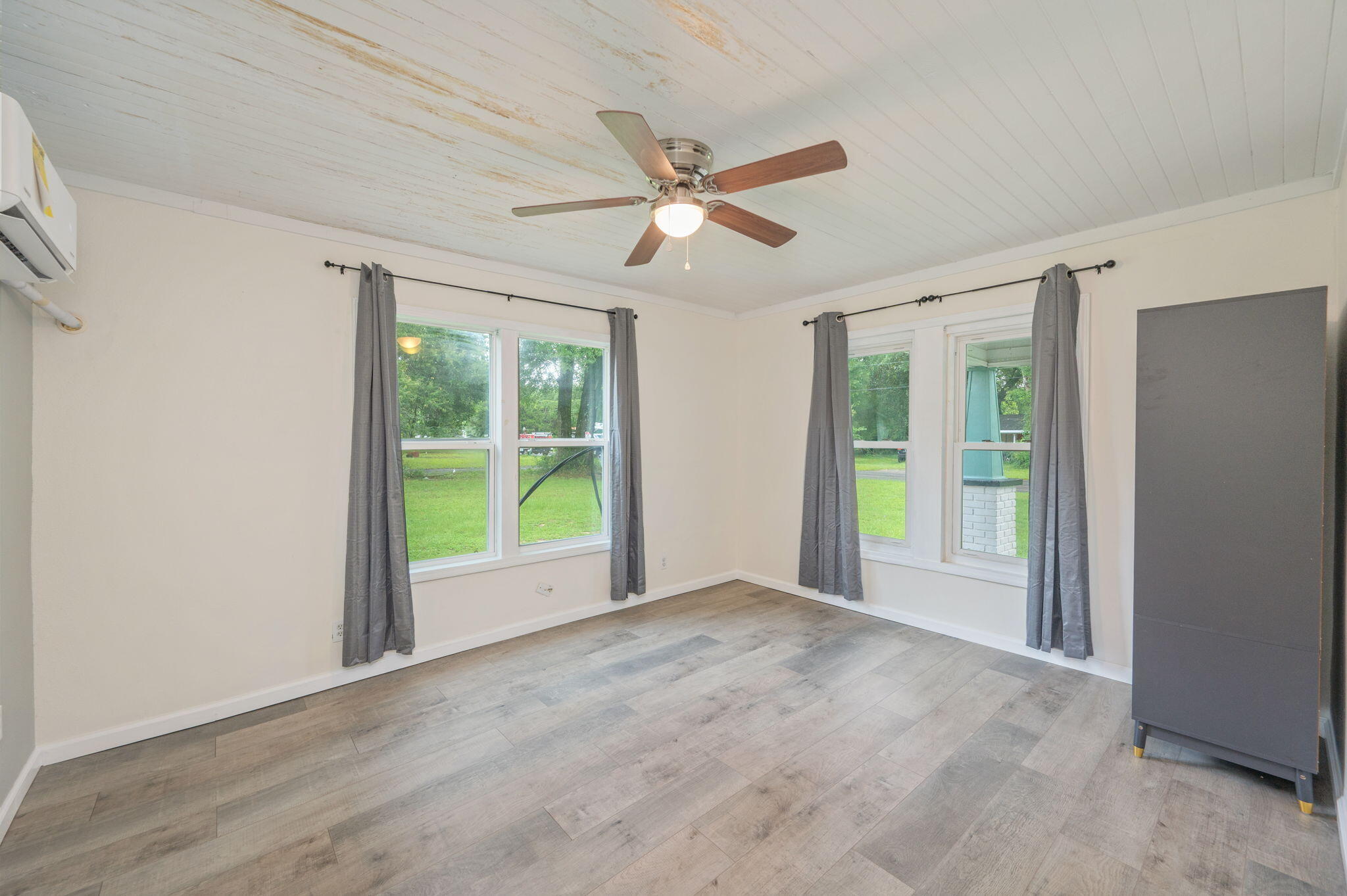 N/A - Residential Lease