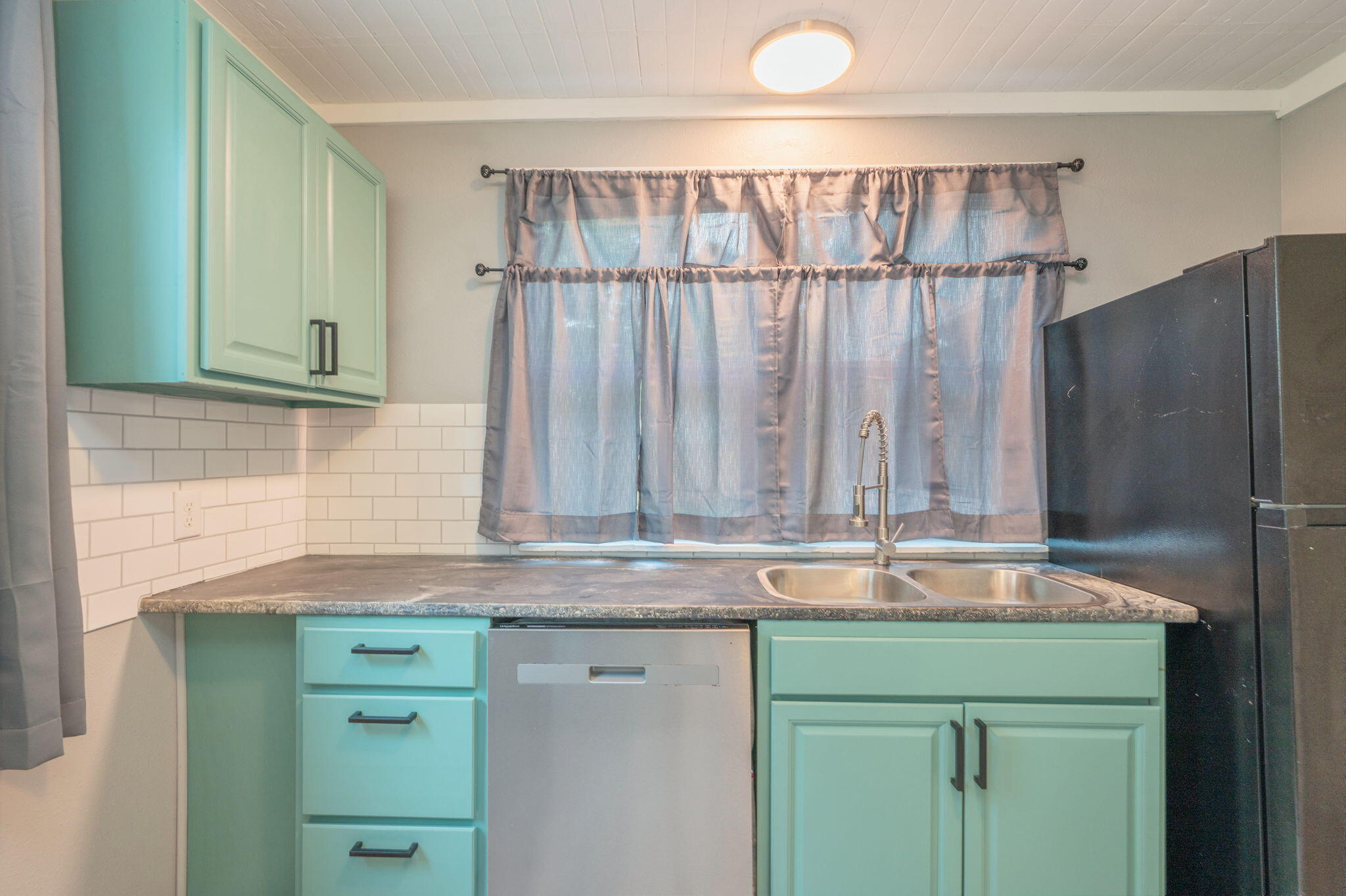 N/A - Residential Lease