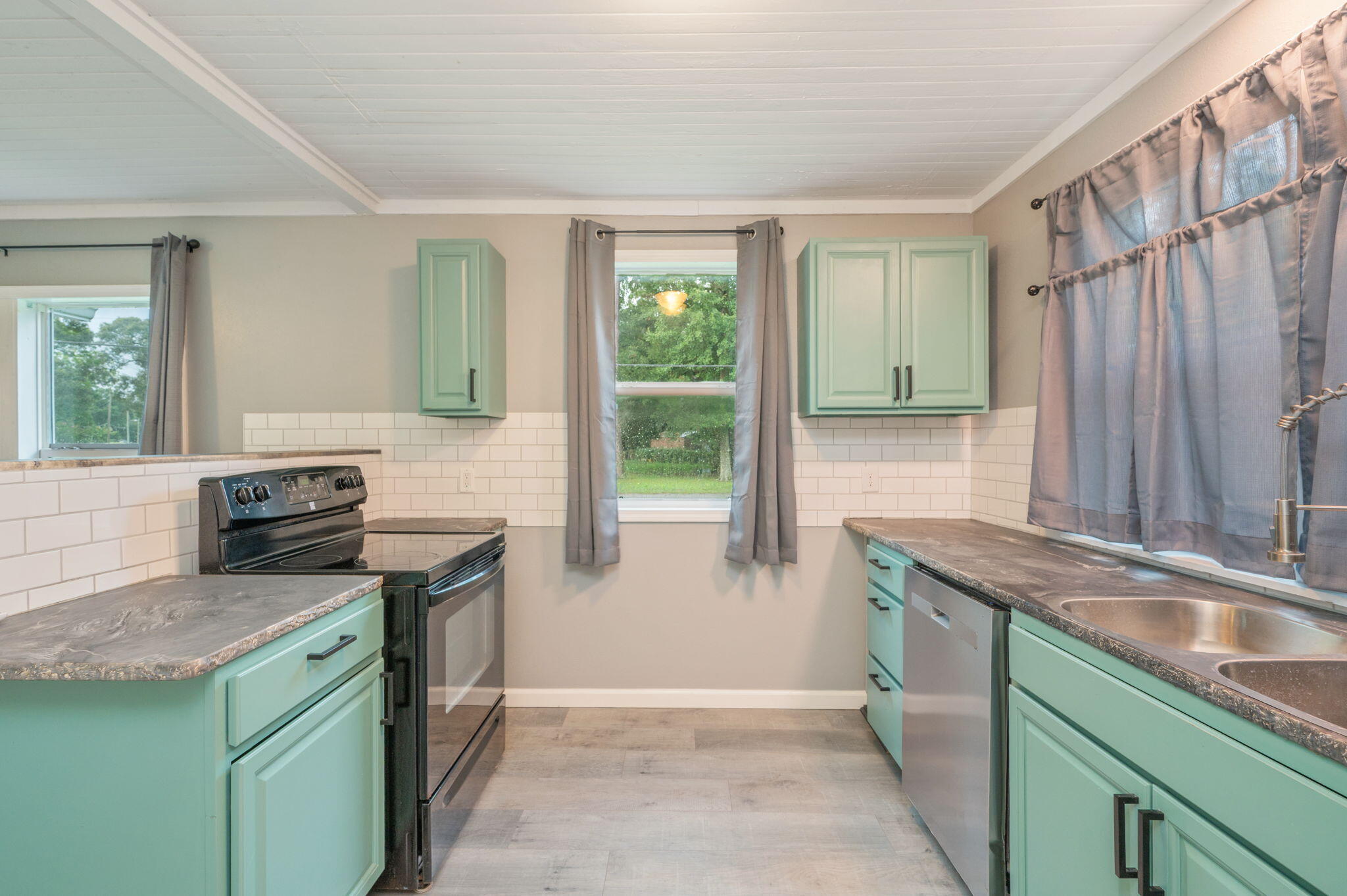 N/A - Residential Lease