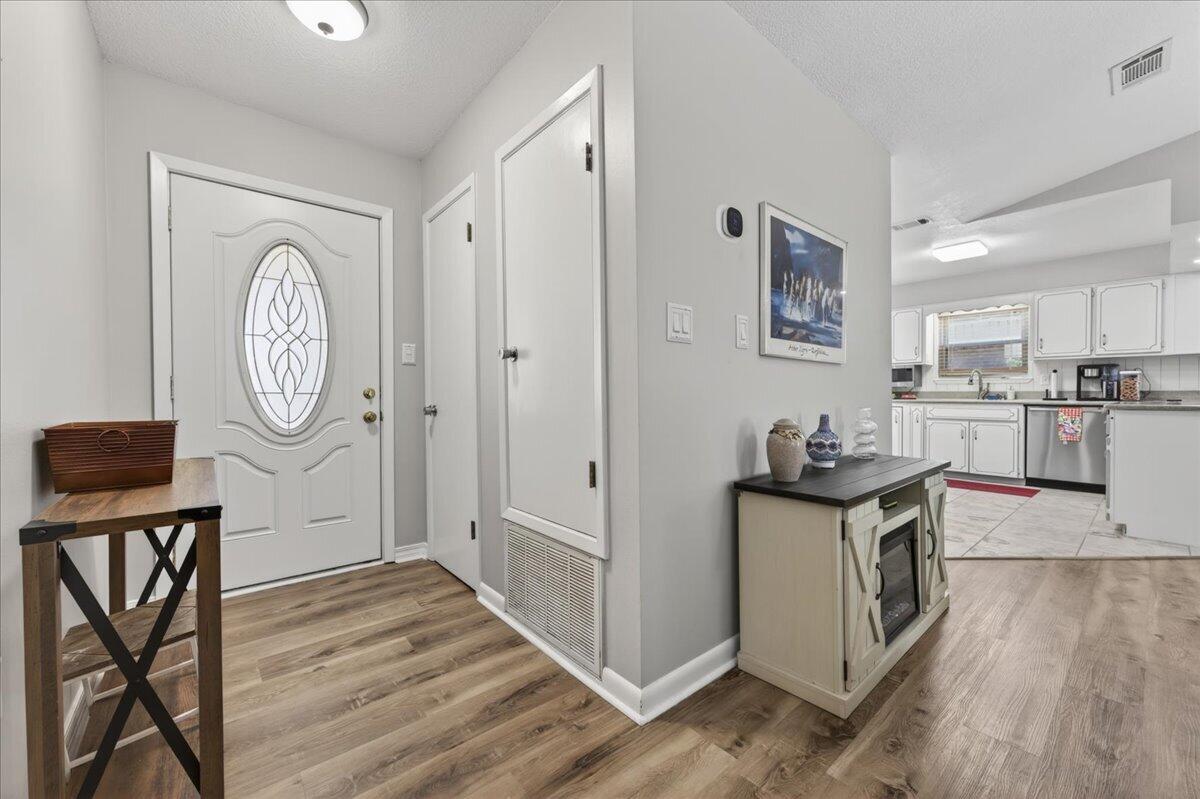 KENNEDY LAKES 1ST ADDN - Residential