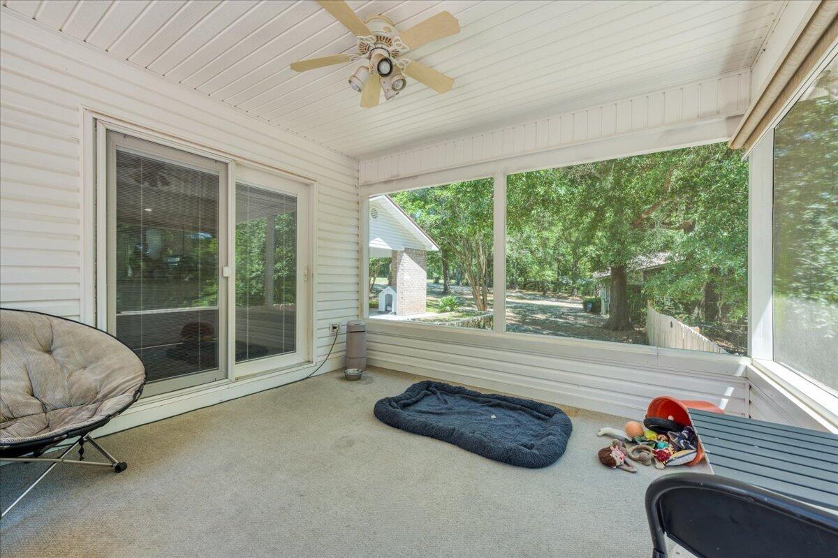 KENNEDY LAKES 1ST ADDN - Residential