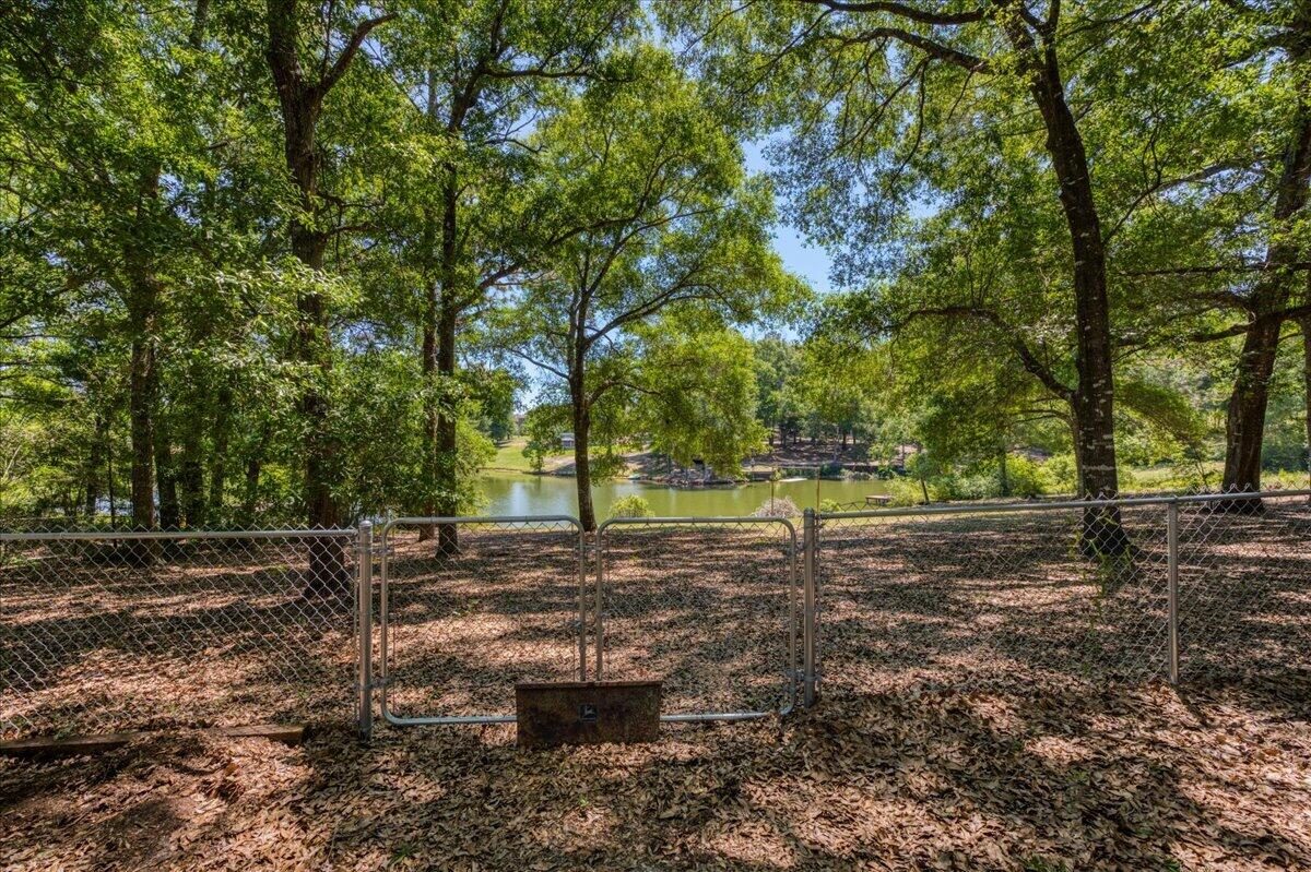 KENNEDY LAKES 1ST ADDN - Residential