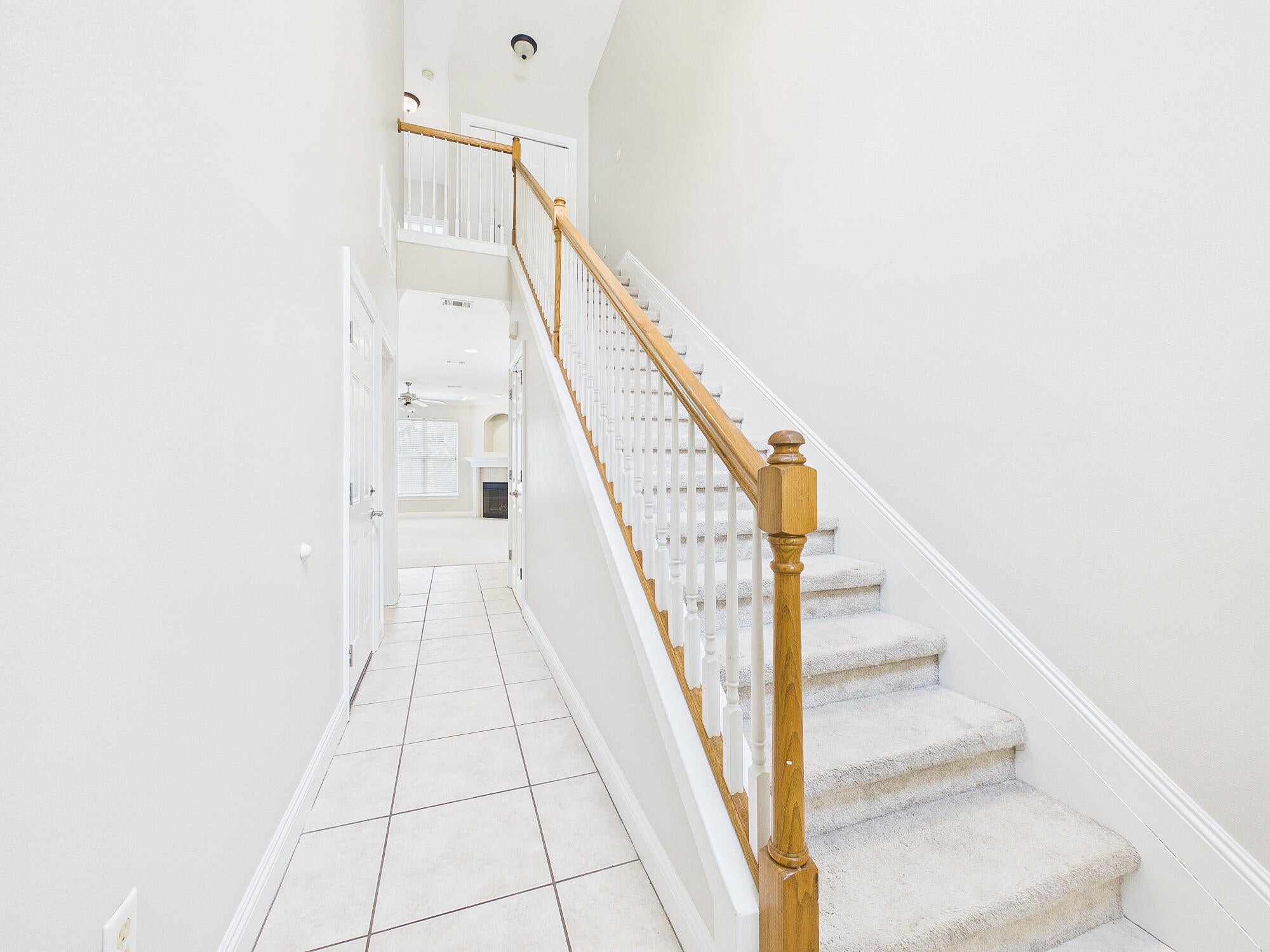 WALTON OAKS TOWNHOMES - Residential