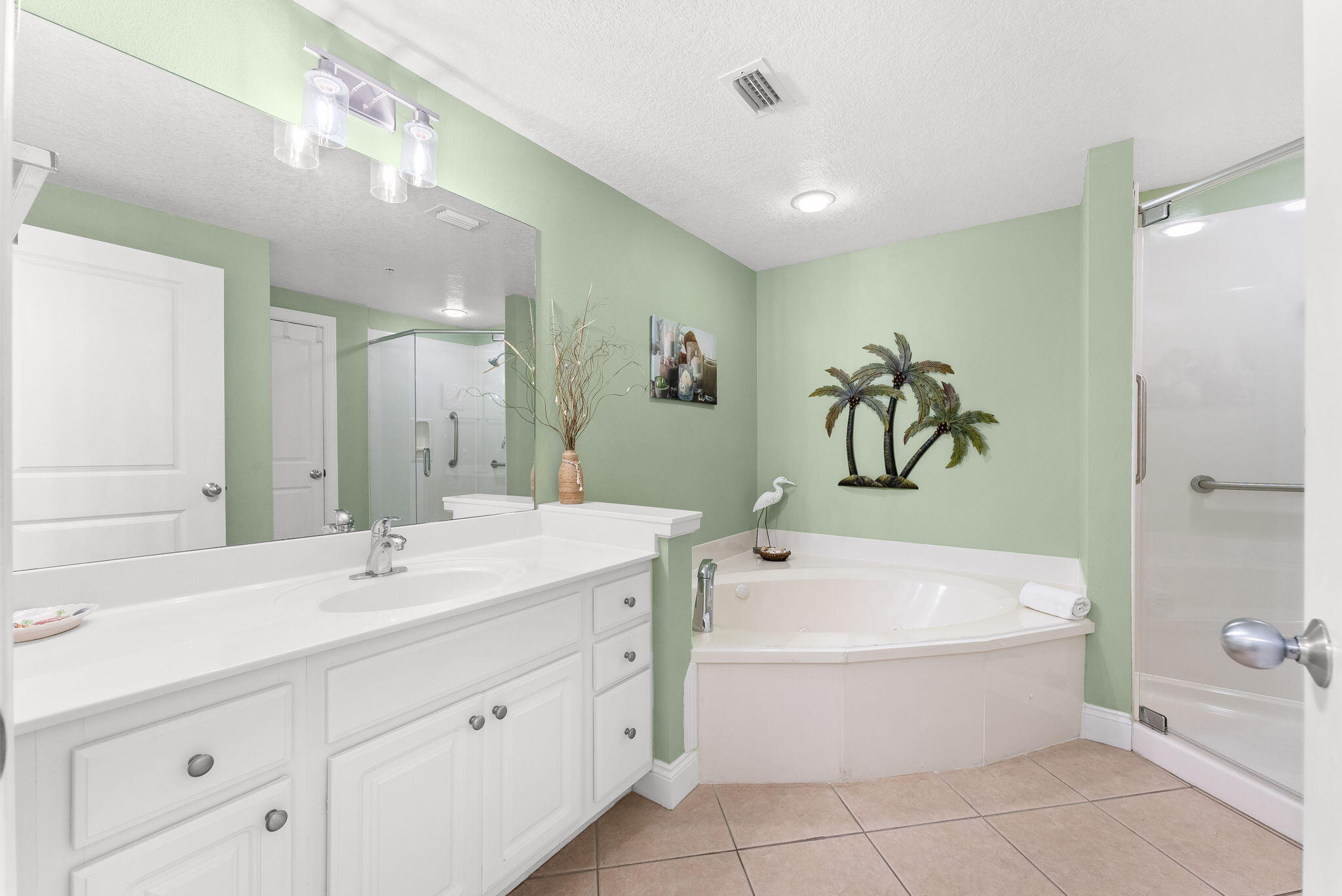 PALAZZO CONDOMINIUM - Residential