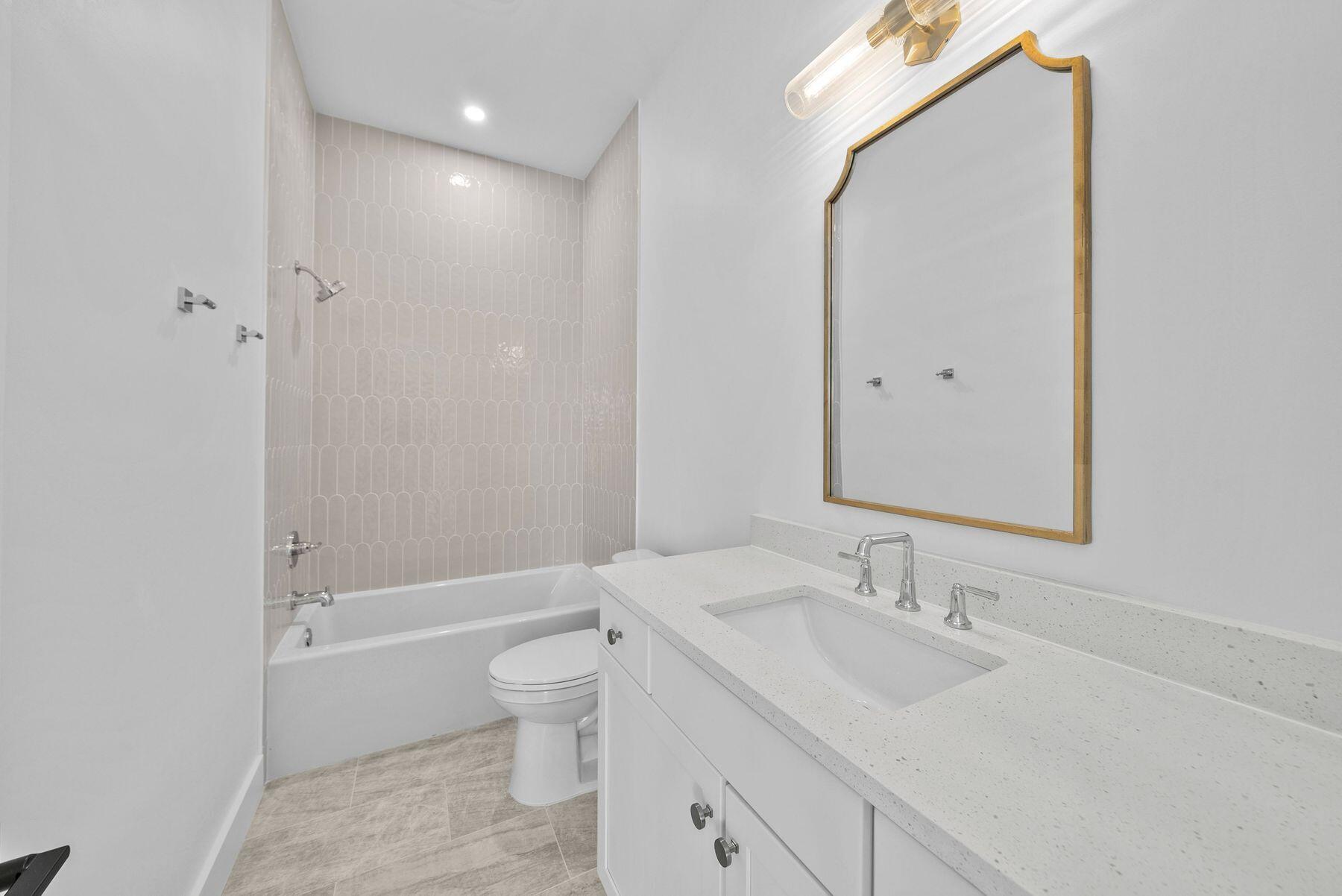 Blu Wave Luxury Residences - Residential