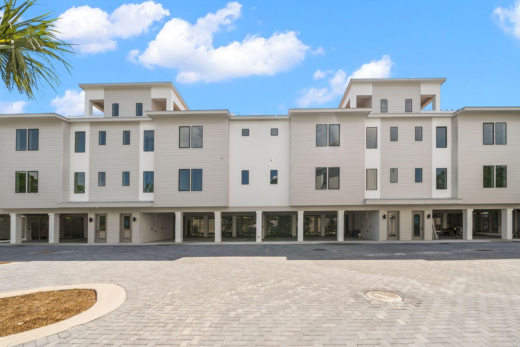 Blu Wave Luxury Residences - Residential