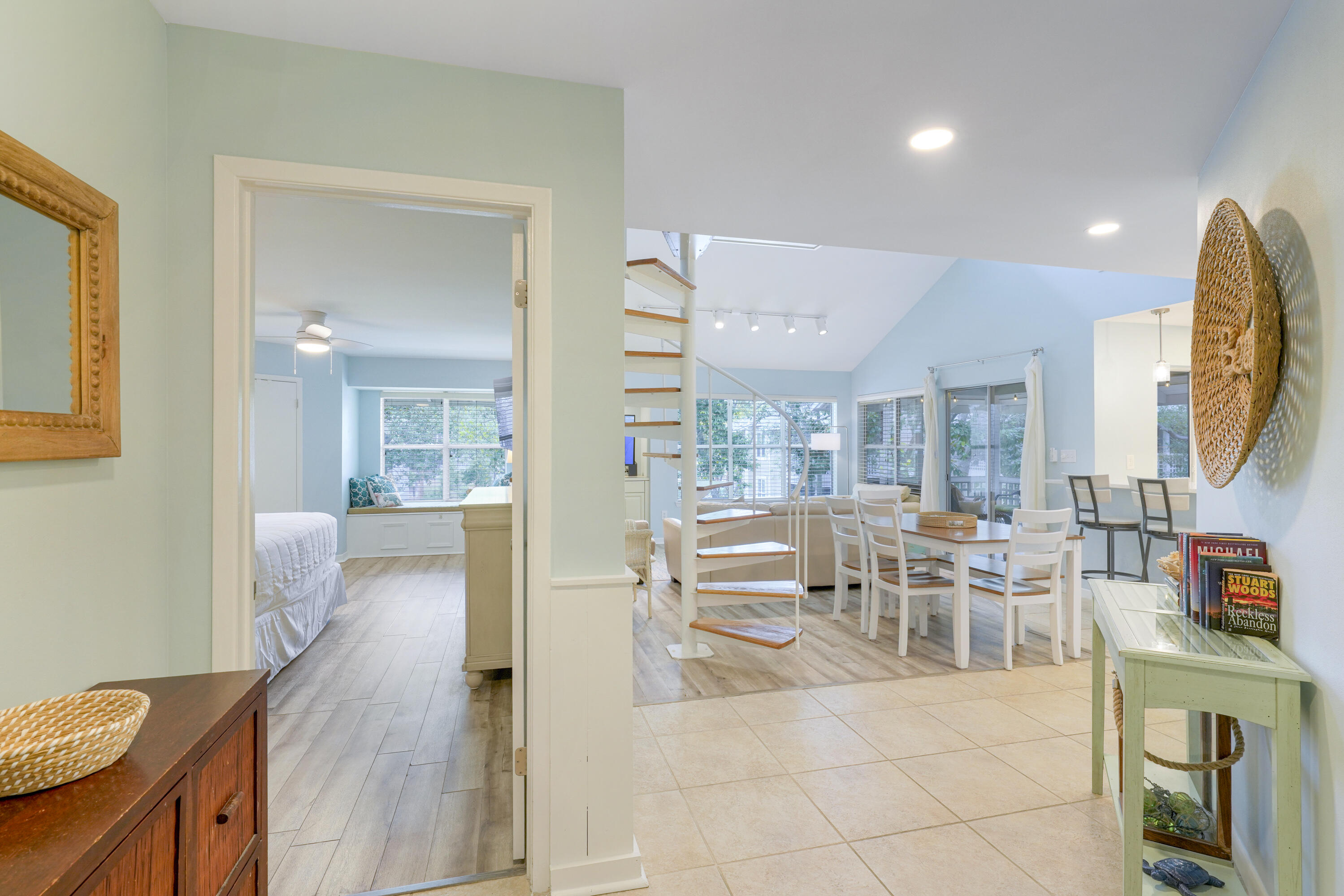 HIDDEN DUNES BEACH COTTAGES 2 - Residential