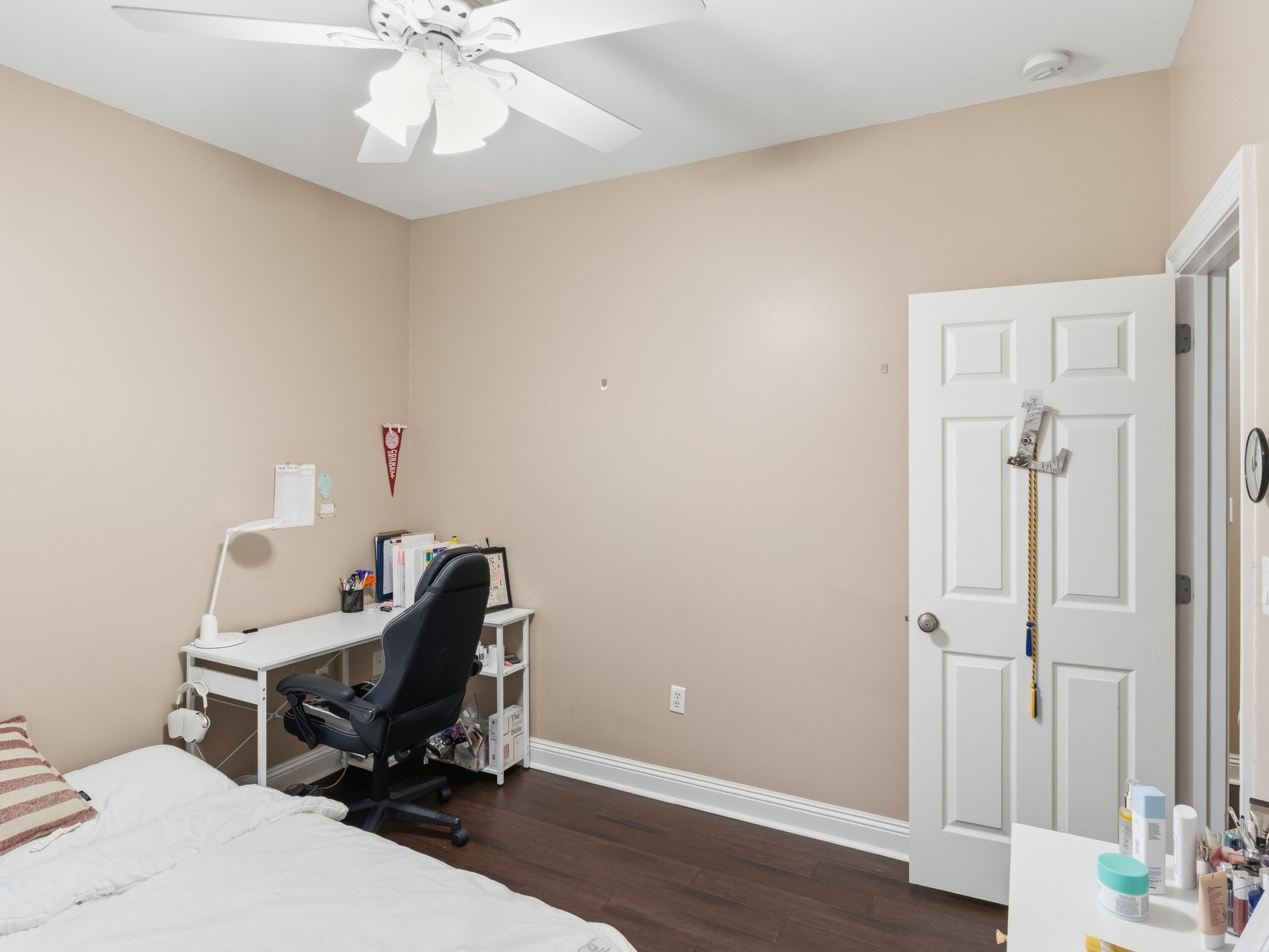 MEDITERRANEAN VILLAGE AT BLUEWATER BAY - Residential Lease