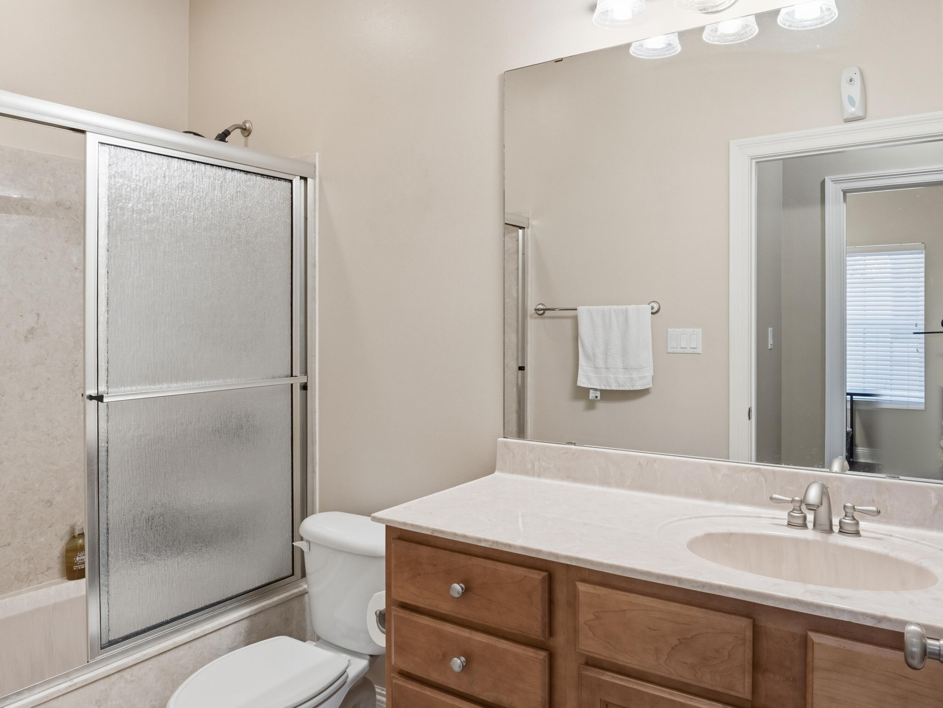 MEDITERRANEAN VILLAGE AT BLUEWATER BAY - Residential Lease
