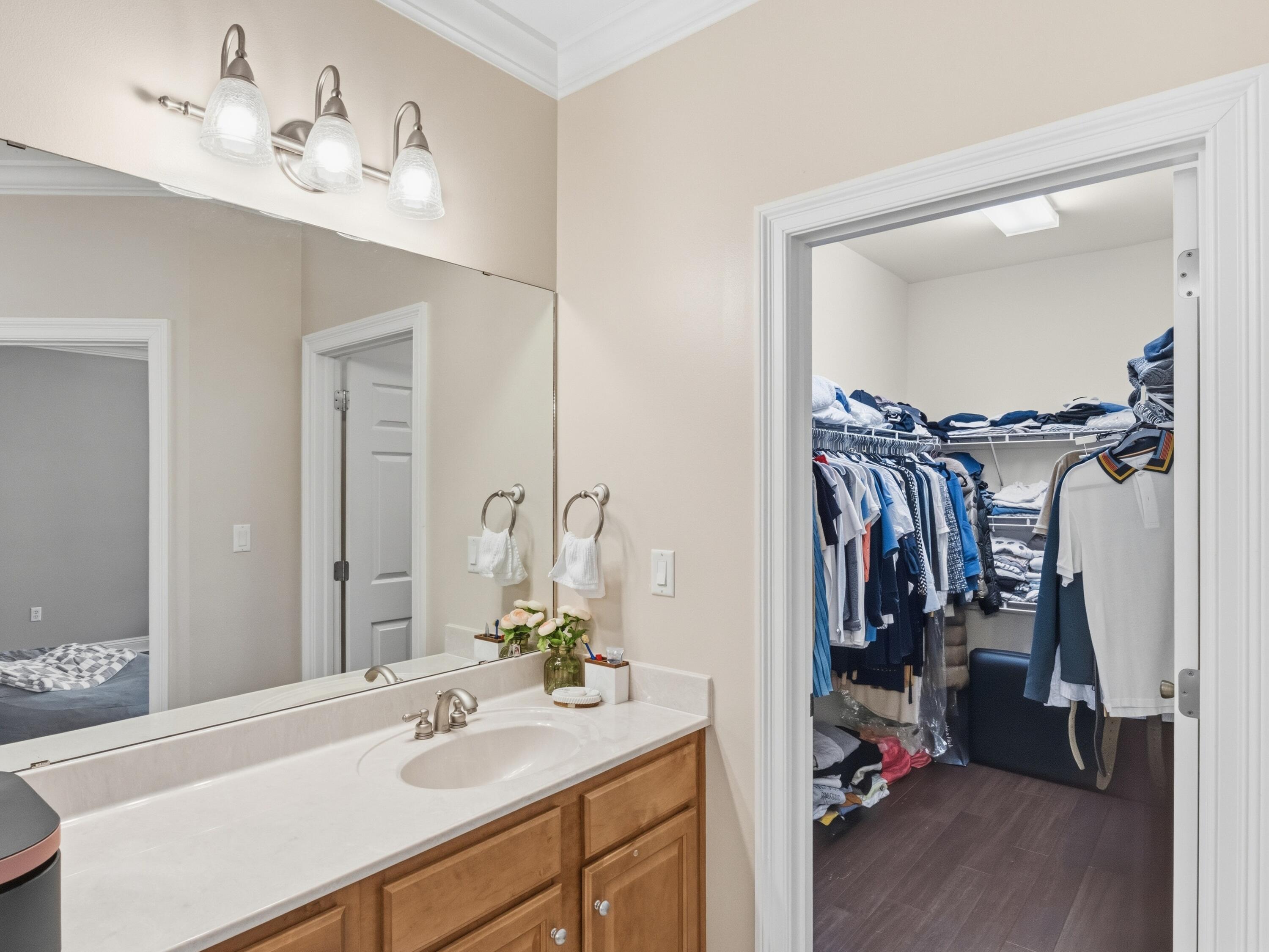 MEDITERRANEAN VILLAGE AT BLUEWATER BAY - Residential Lease