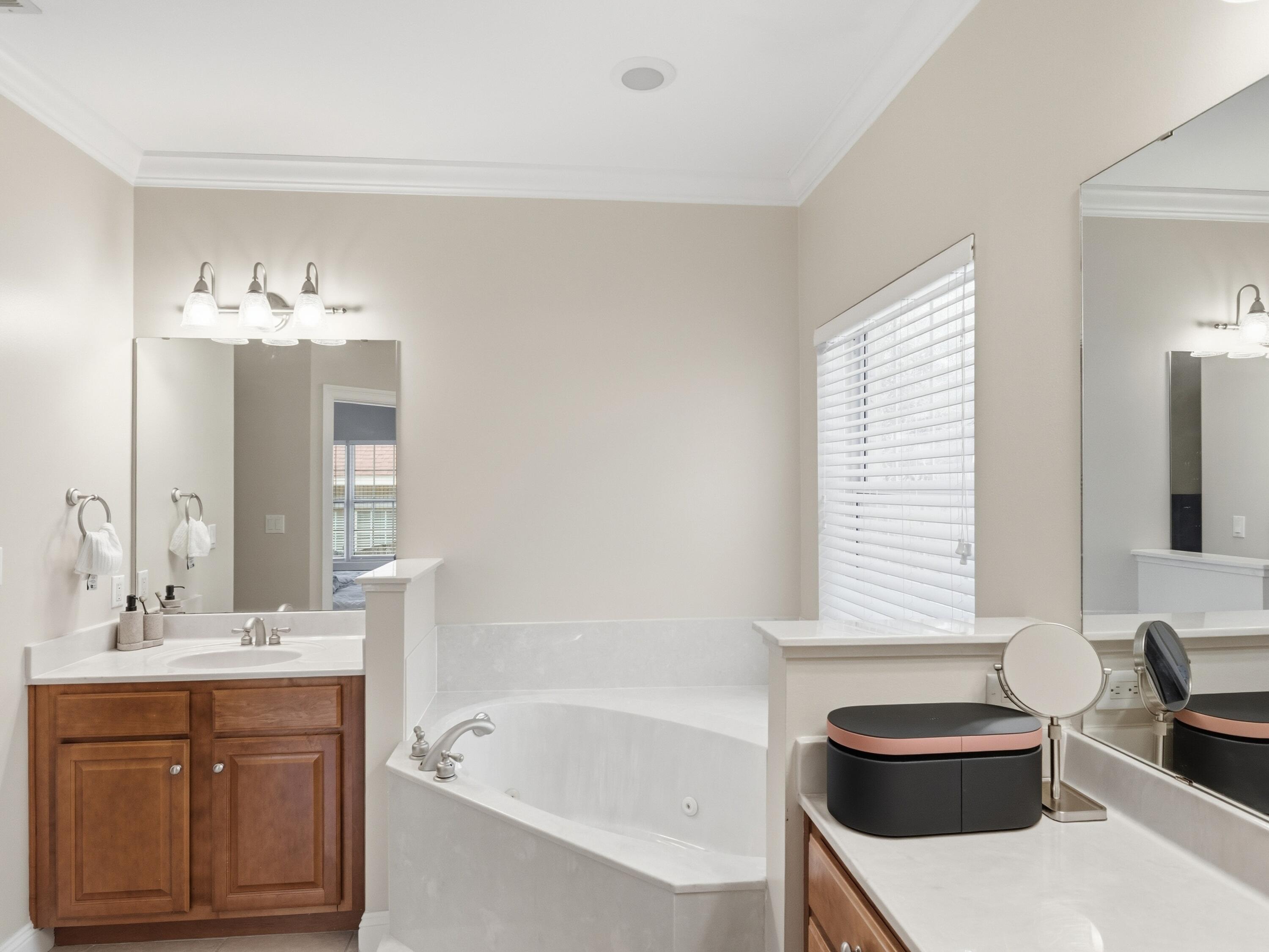 MEDITERRANEAN VILLAGE AT BLUEWATER BAY - Residential Lease