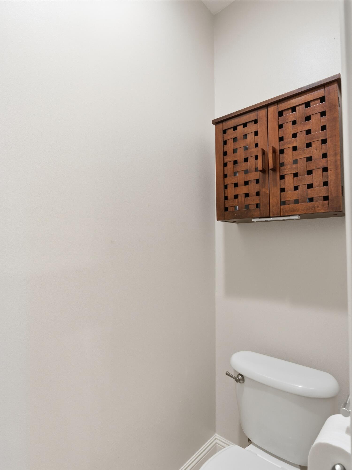 MEDITERRANEAN VILLAGE AT BLUEWATER BAY - Residential Lease