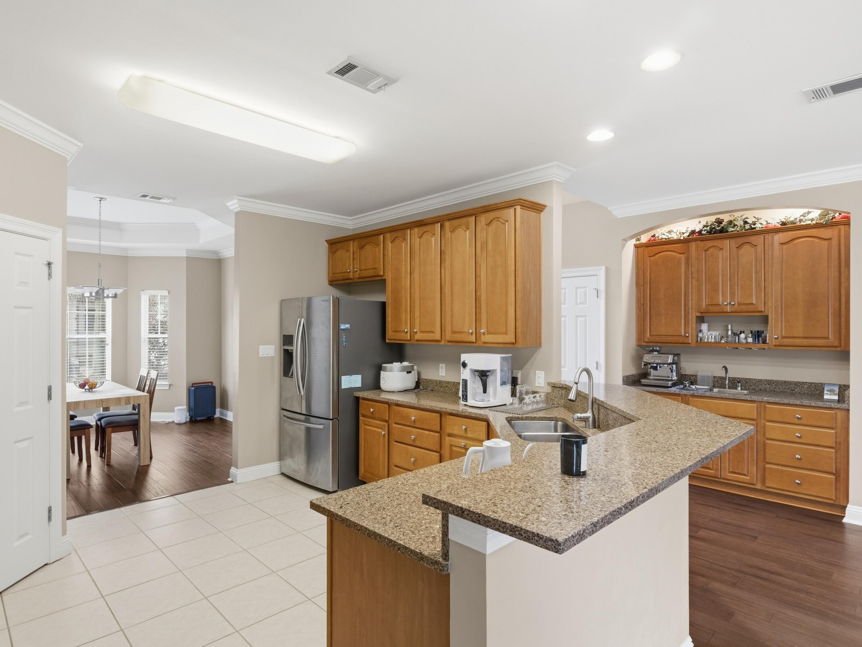 MEDITERRANEAN VILLAGE AT BLUEWATER BAY - Residential Lease
