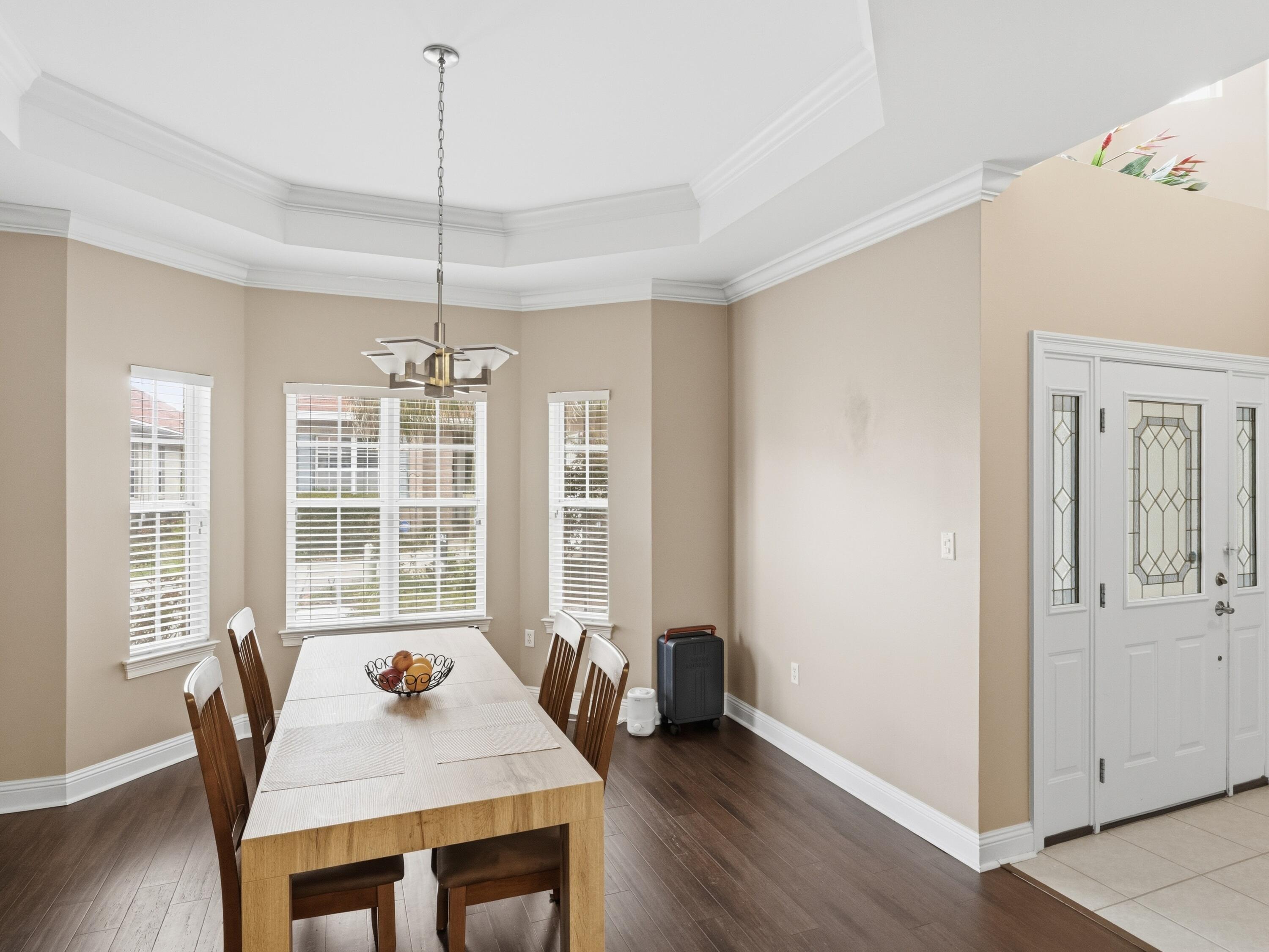 MEDITERRANEAN VILLAGE AT BLUEWATER BAY - Residential Lease