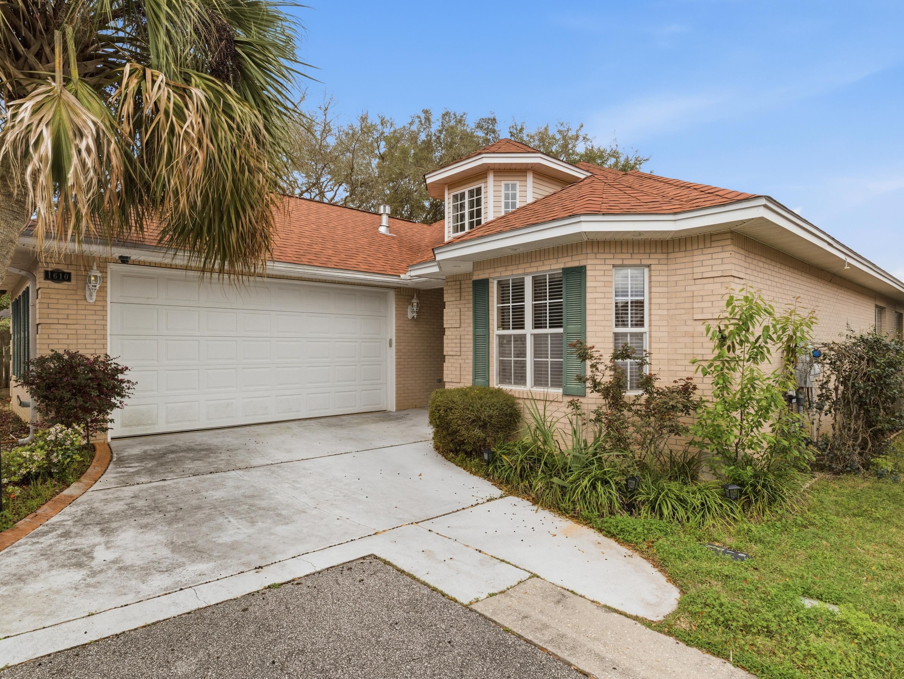 Nestled away in the gated community of Mediterranean Village, inside the beautiful Magnolia Plantation this home opens with rich bamboo flooring, tall ceilings with crown molding, an open floor plan with a kitchen that greats you with an abundance of cabinetry and plenty of counterspace. The appliances are stainless that go great with the Quartz countertops
This is a MUST SEE! 

The roof is 3 years old. 
HVAC is 2025