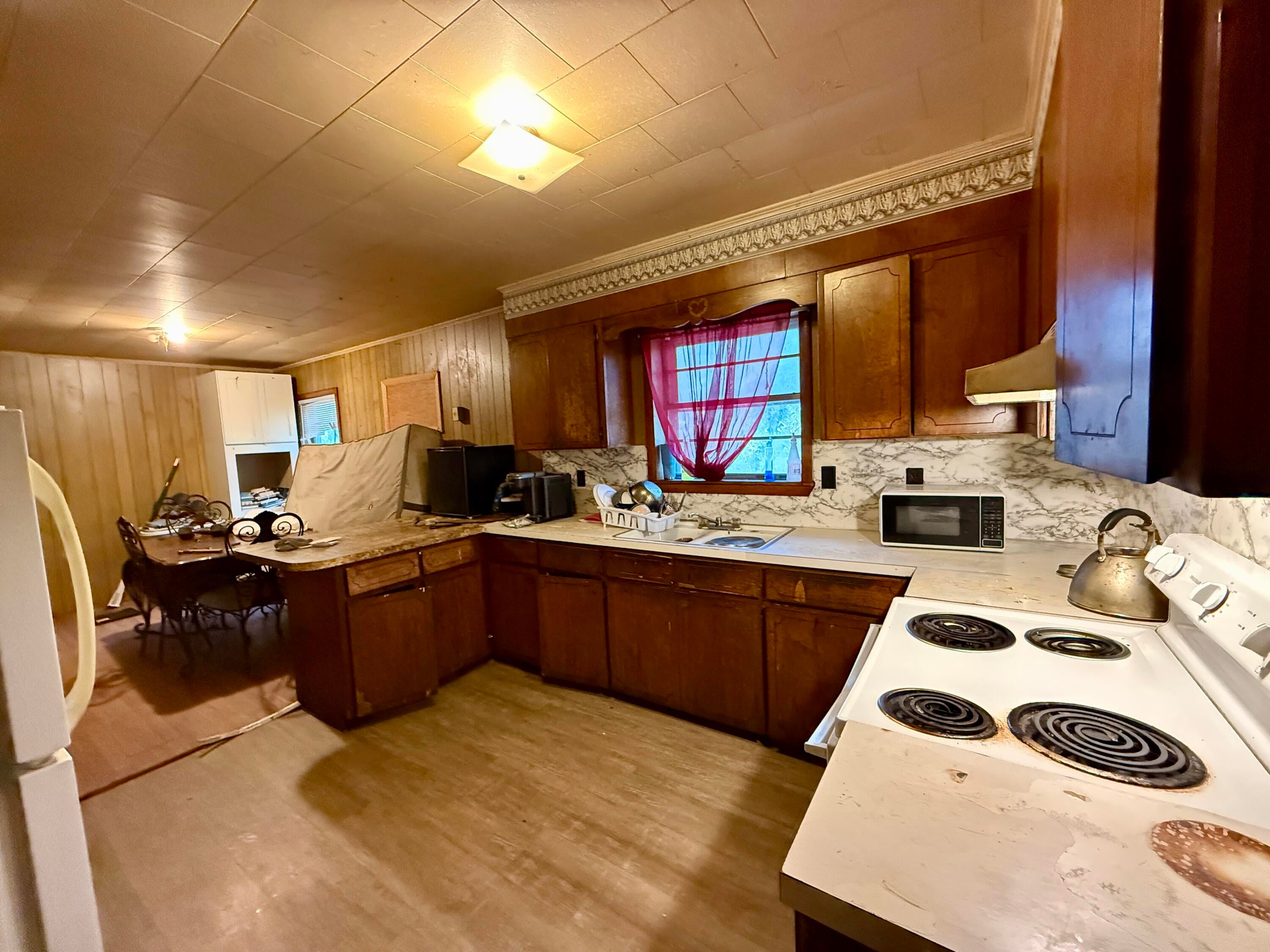 MAGNOLIA SPRINGS - Residential