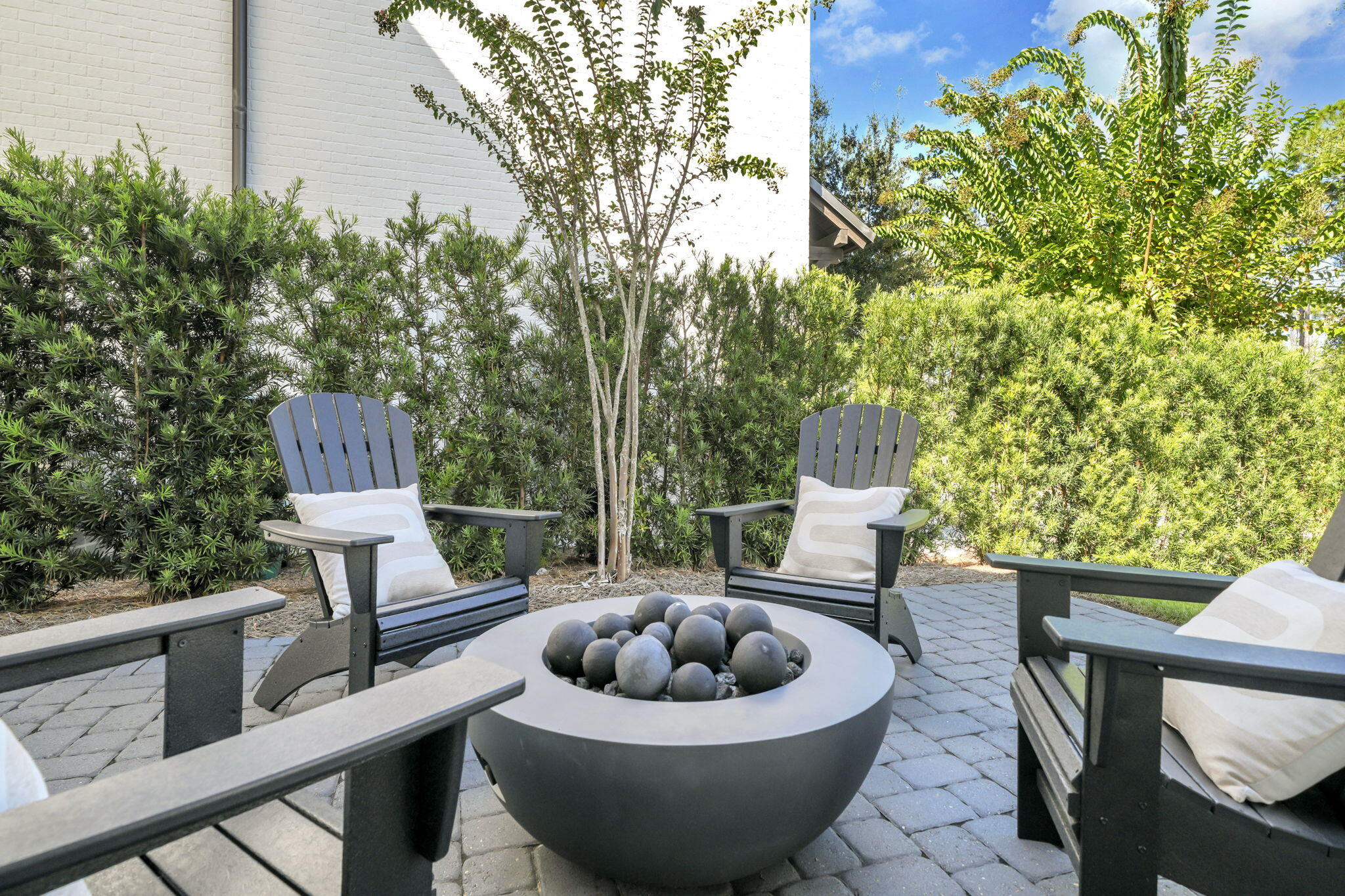 RIDGEWALK - Residential