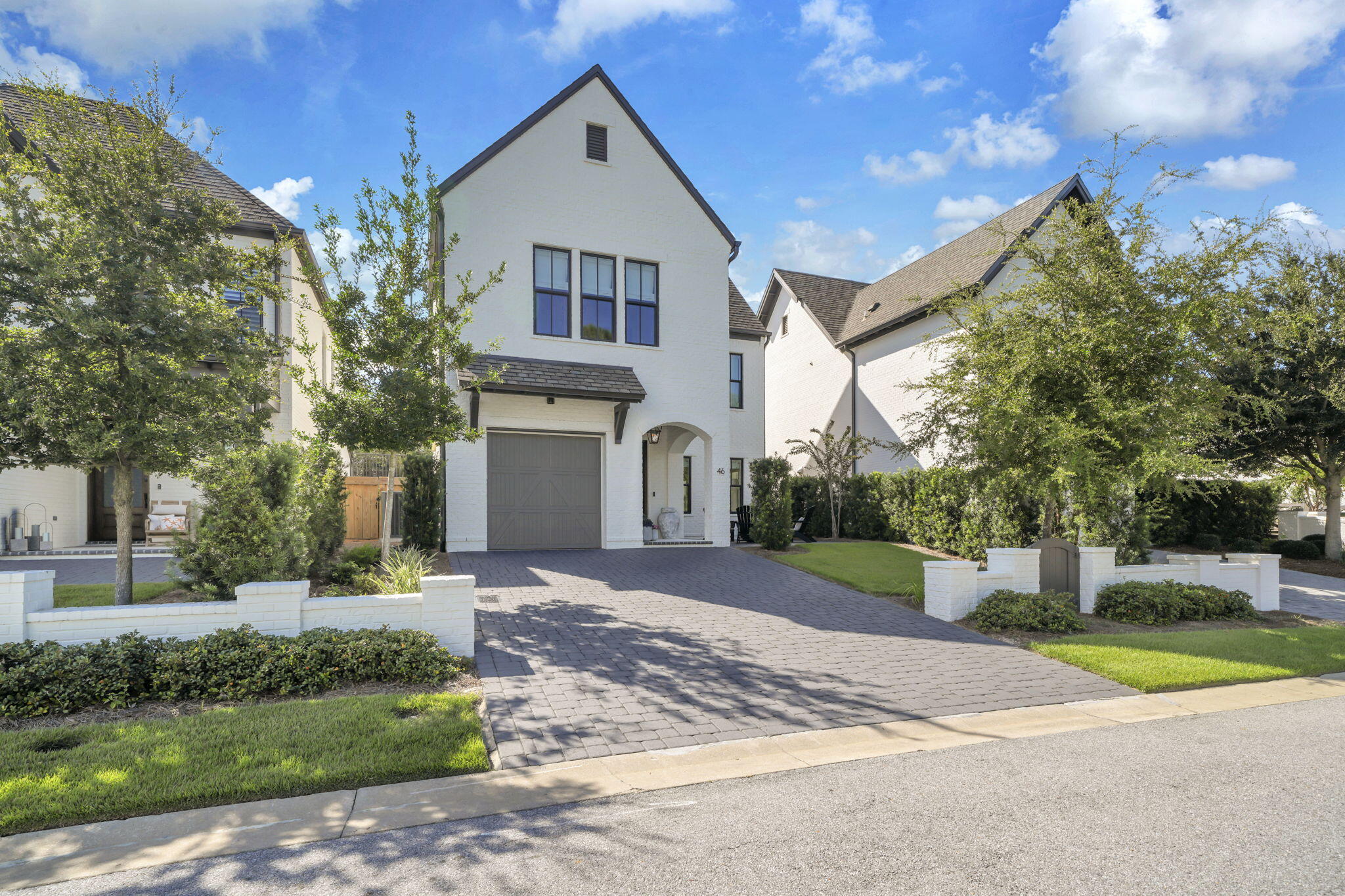 RIDGEWALK - Residential