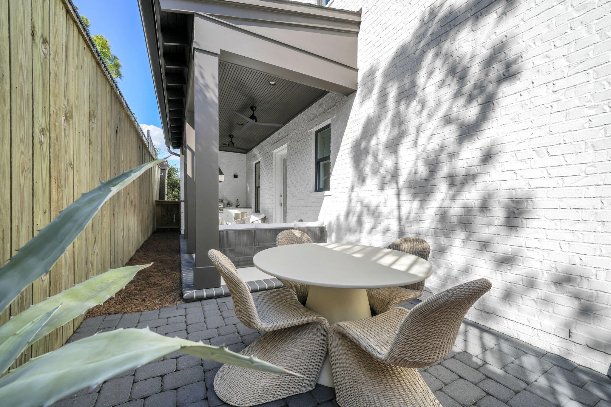 RIDGEWALK - Residential