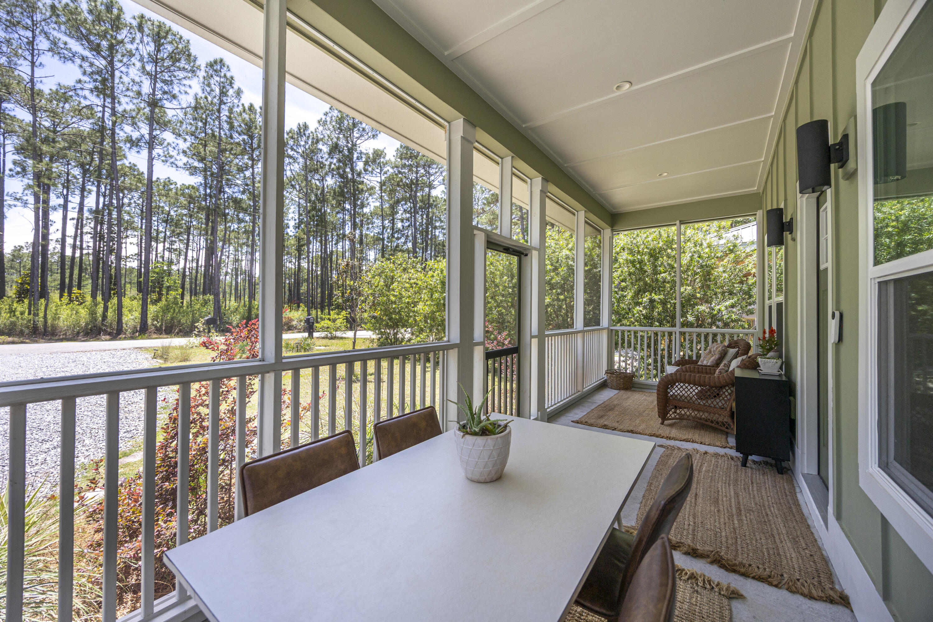 MAGNOLIA BEACH - Residential