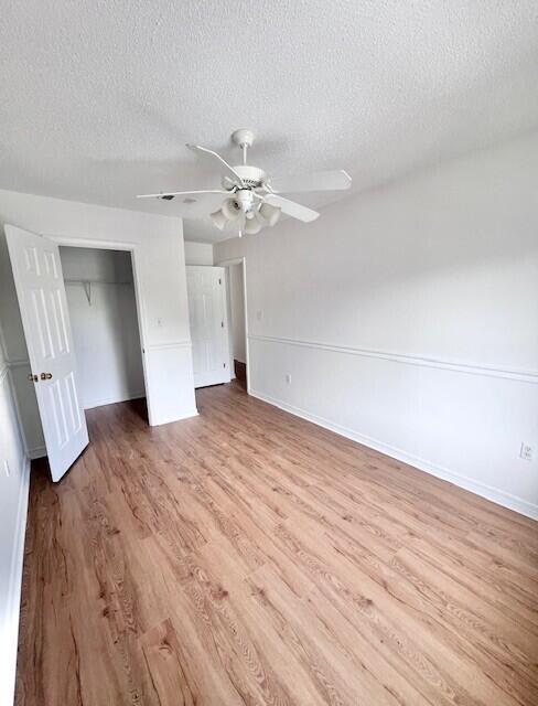 TWIN LAKES ESTATES - Residential Lease
