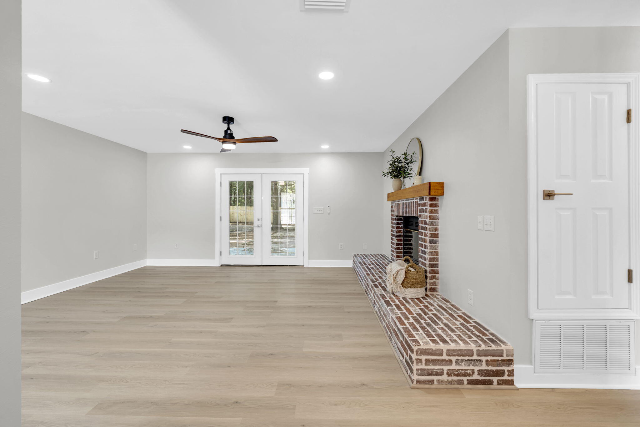 KINGS CROSSING PH 2 - Residential