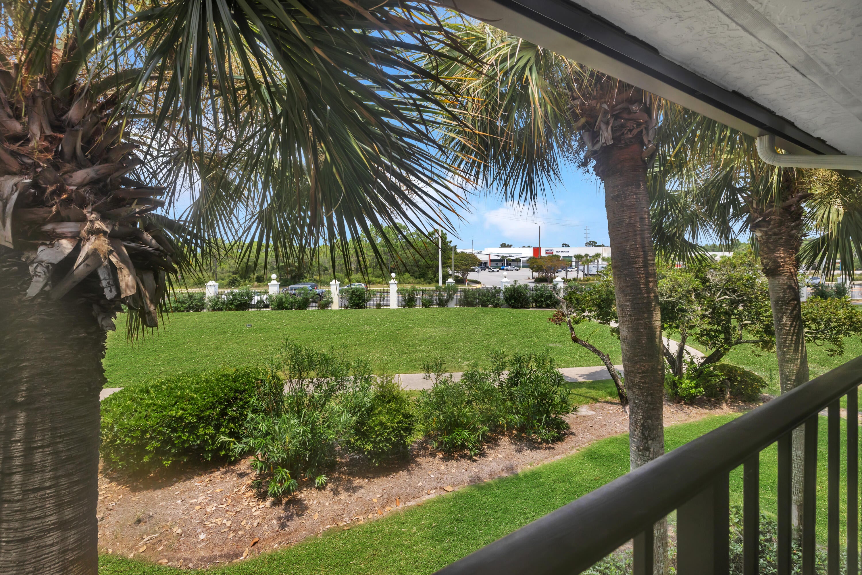 EDGEWATER GOLF VILLAS 3A CONDO - Residential