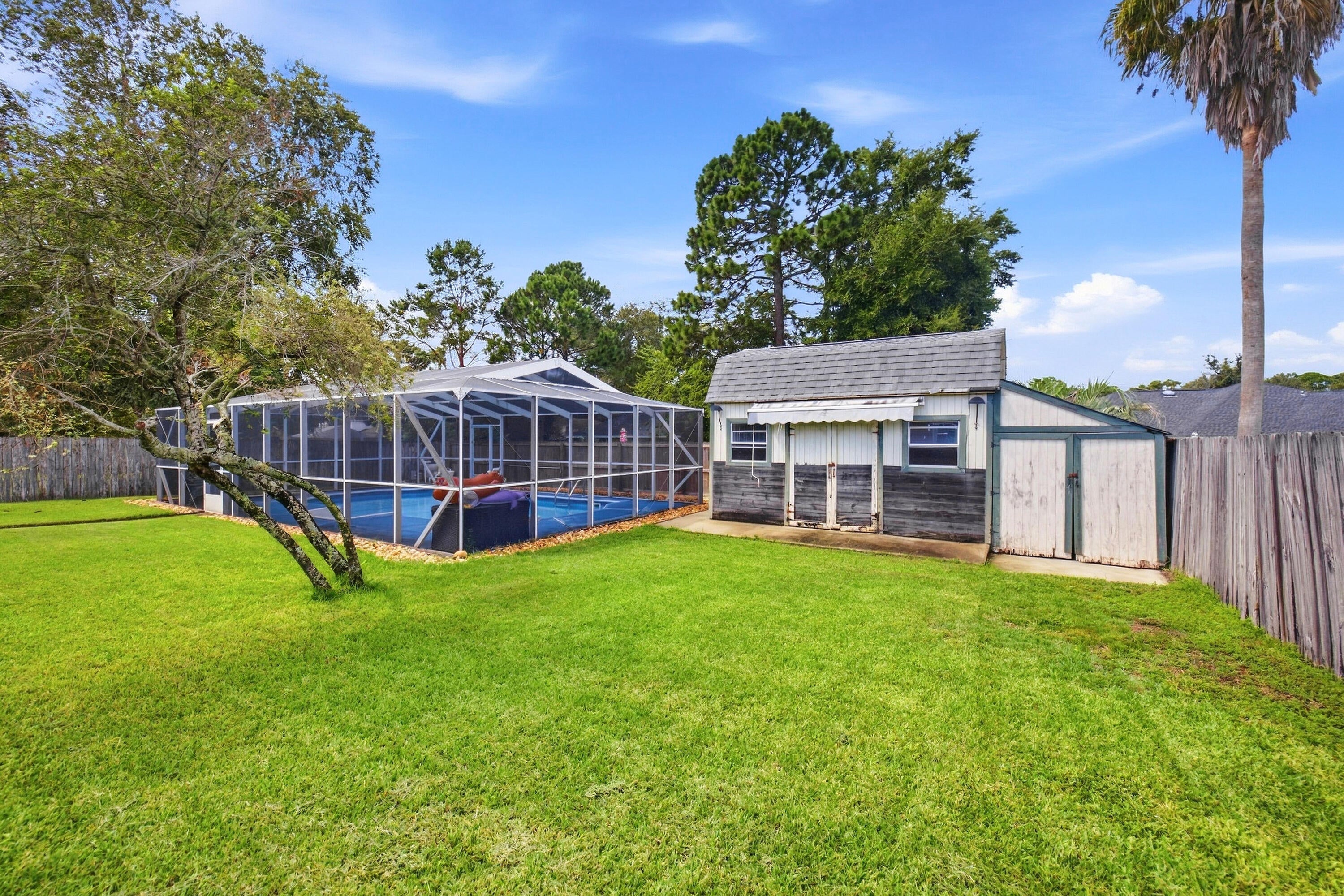 BRISTOL VILLAGE RAINTREE ESTATES - Residential