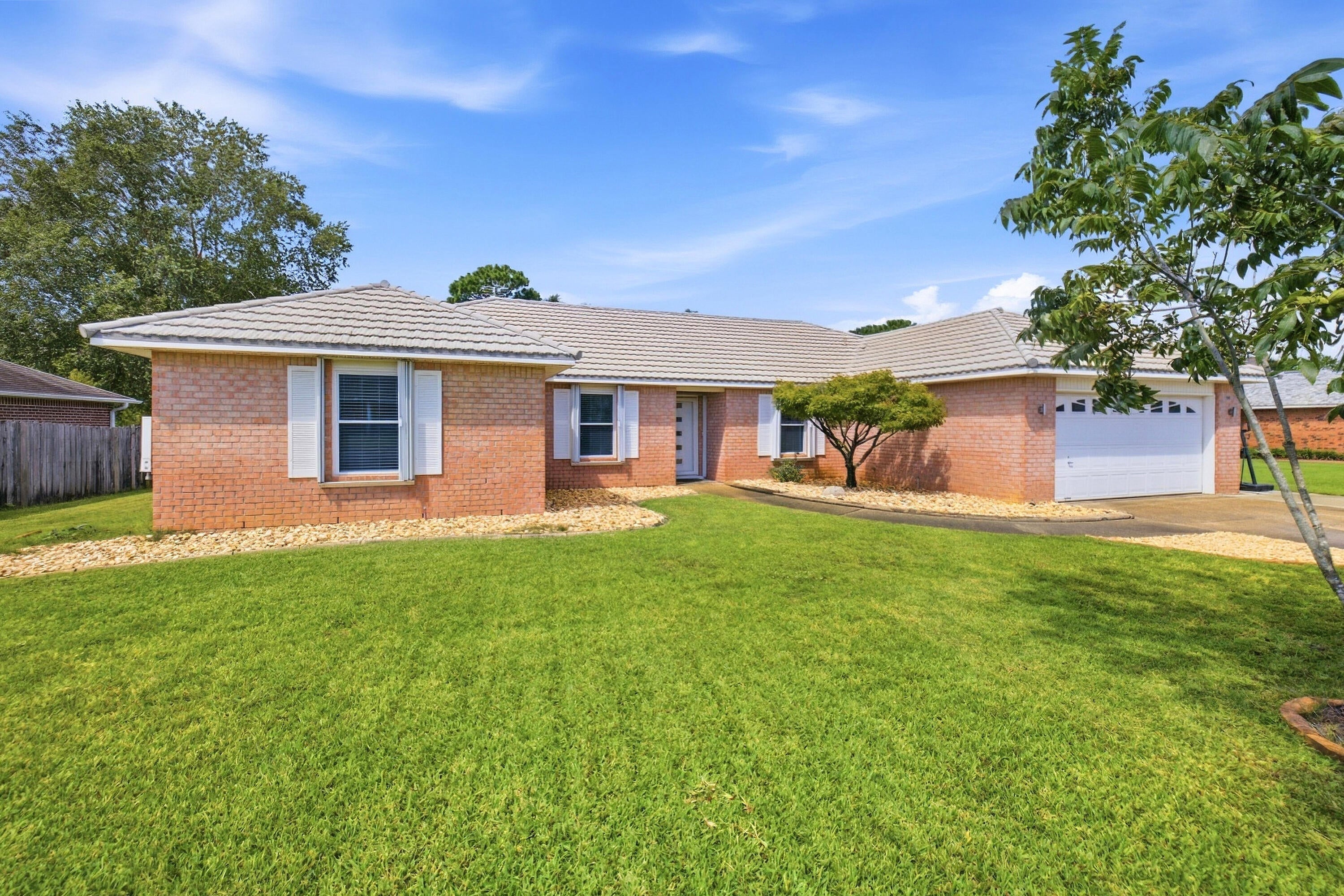 BRISTOL VILLAGE RAINTREE ESTATES - Residential