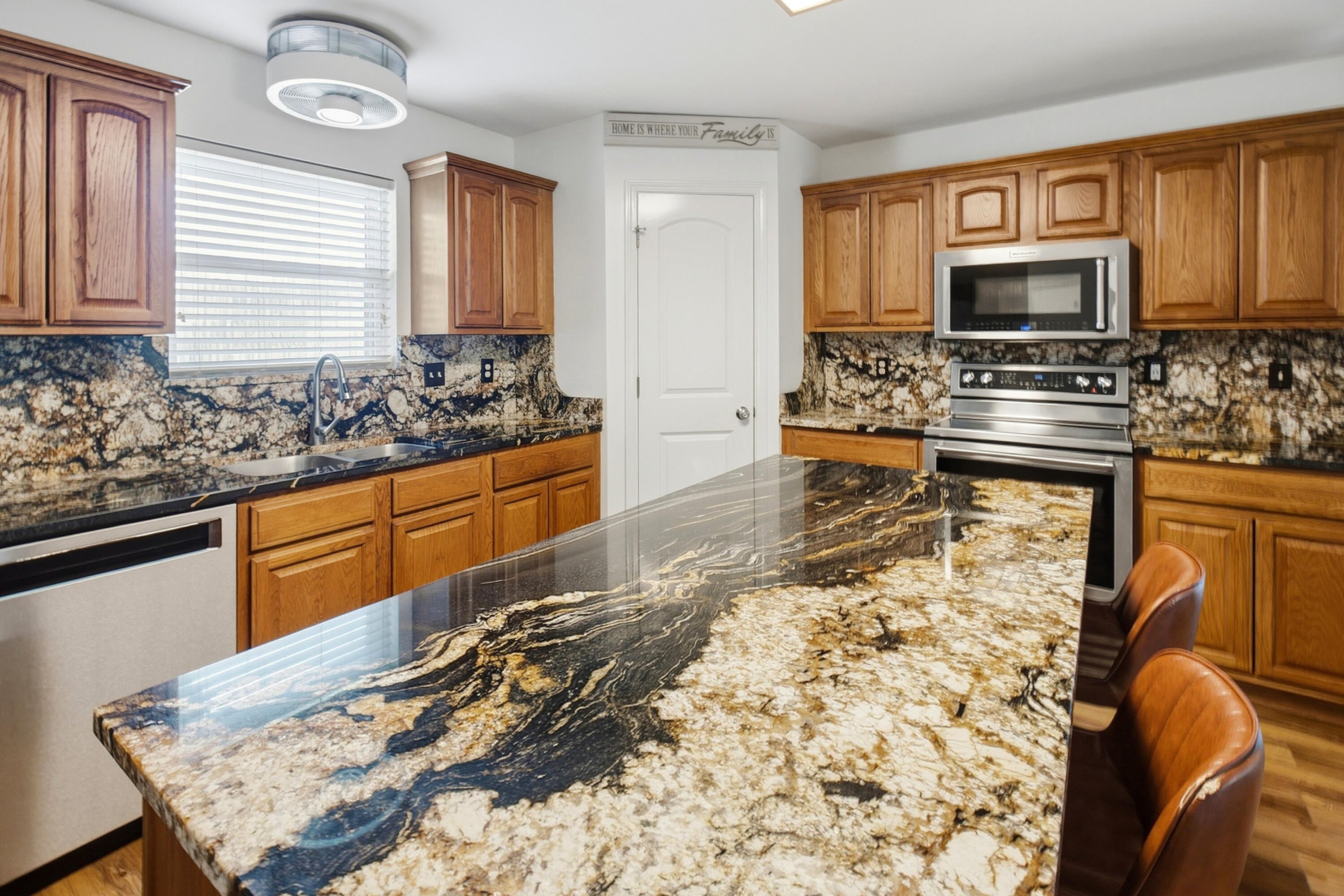 BRISTOL VILLAGE RAINTREE ESTATES - Residential