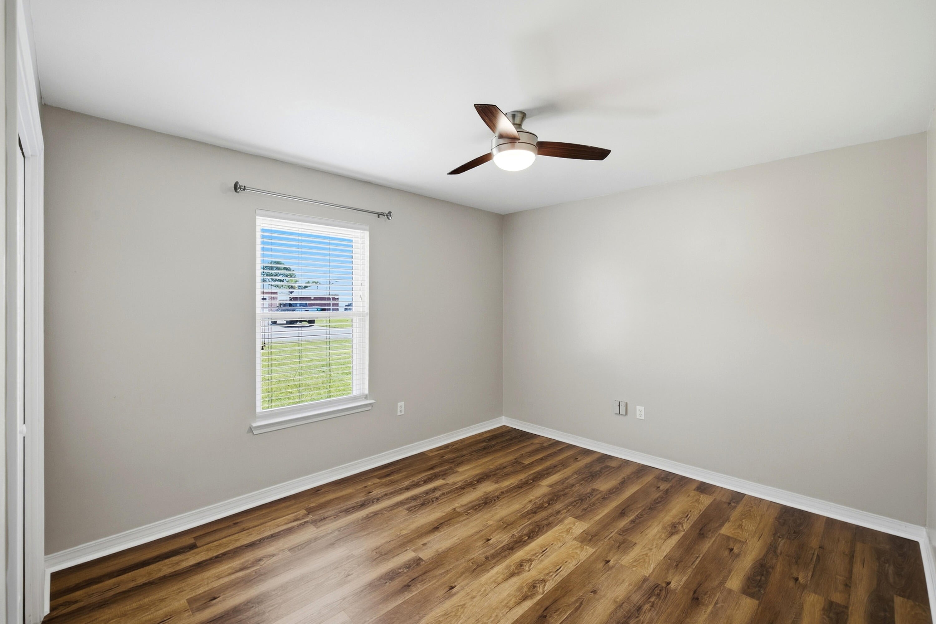 BRISTOL VILLAGE RAINTREE ESTATES - Residential