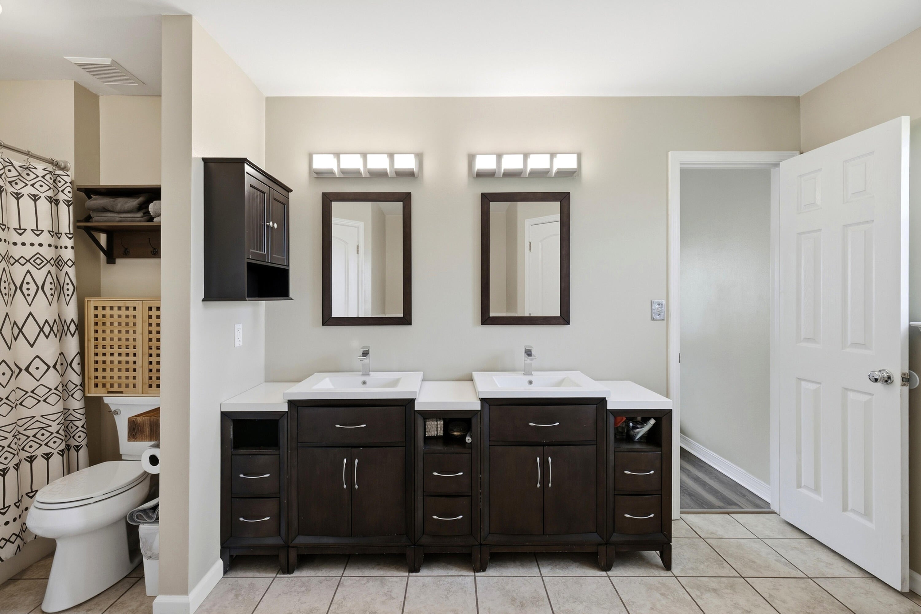 BRISTOL VILLAGE RAINTREE ESTATES - Residential