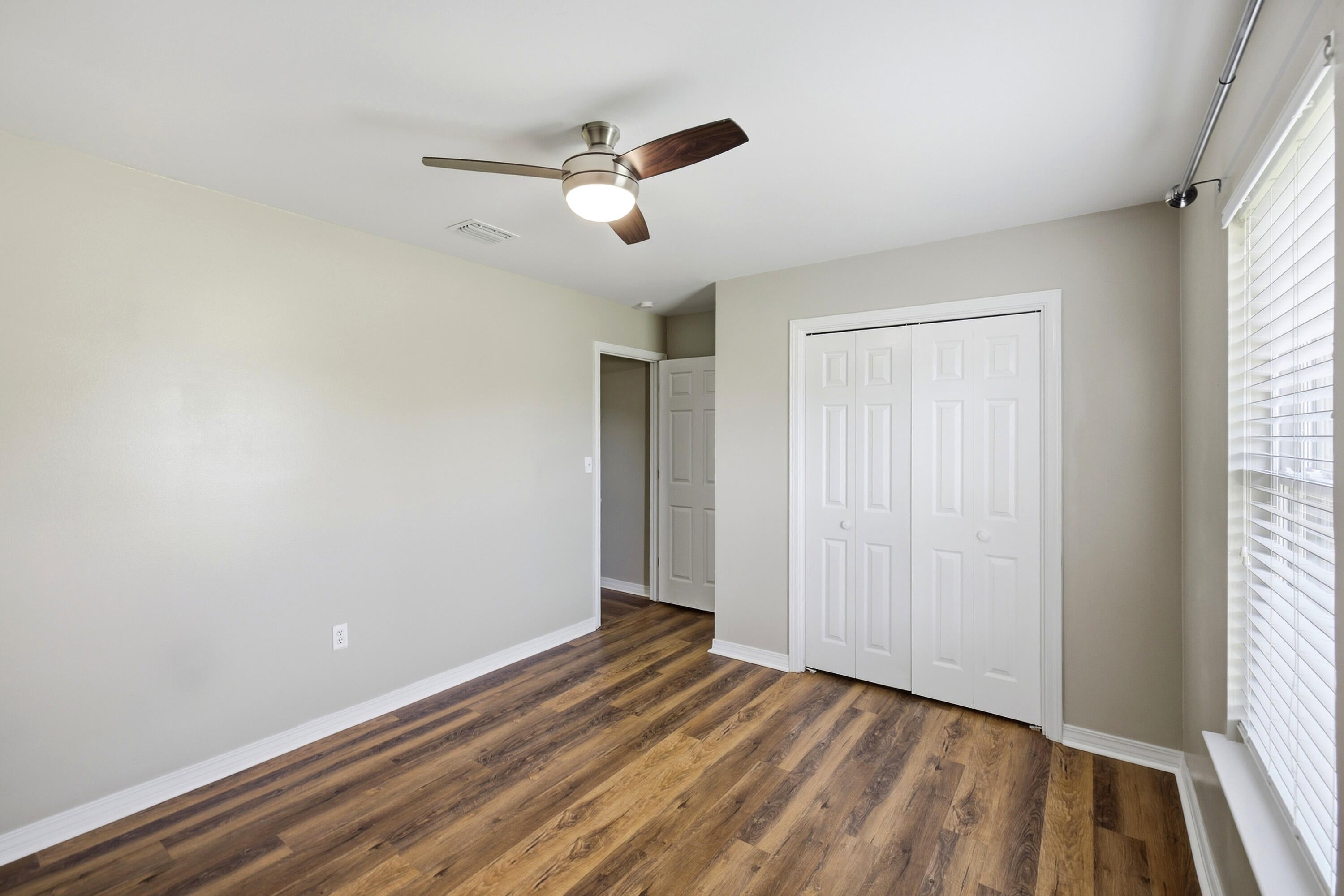 BRISTOL VILLAGE RAINTREE ESTATES - Residential