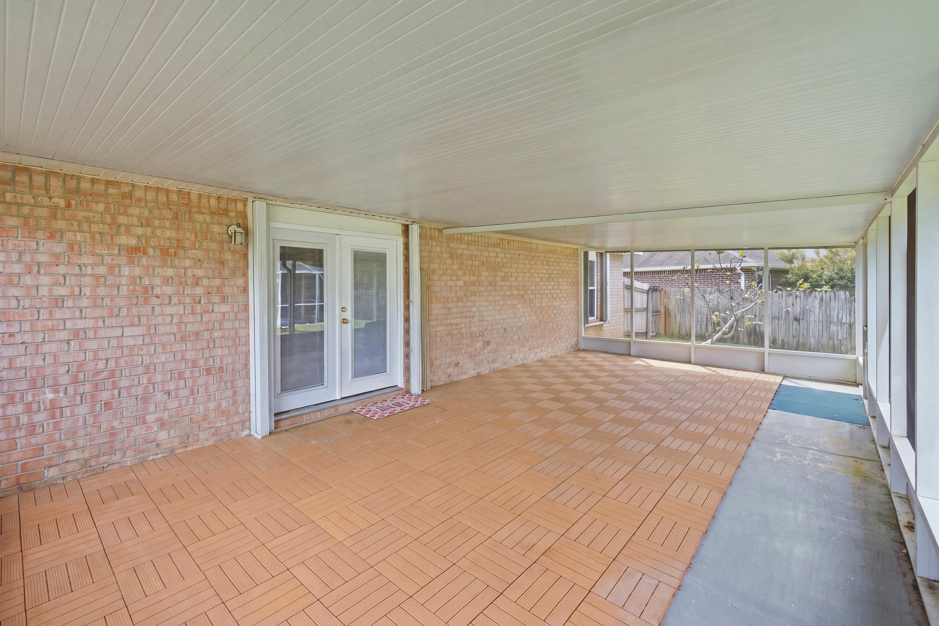 BRISTOL VILLAGE RAINTREE ESTATES - Residential