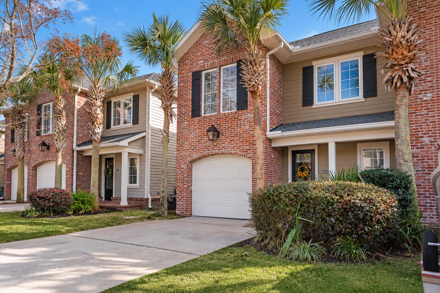 MARINA LANDING - Residential