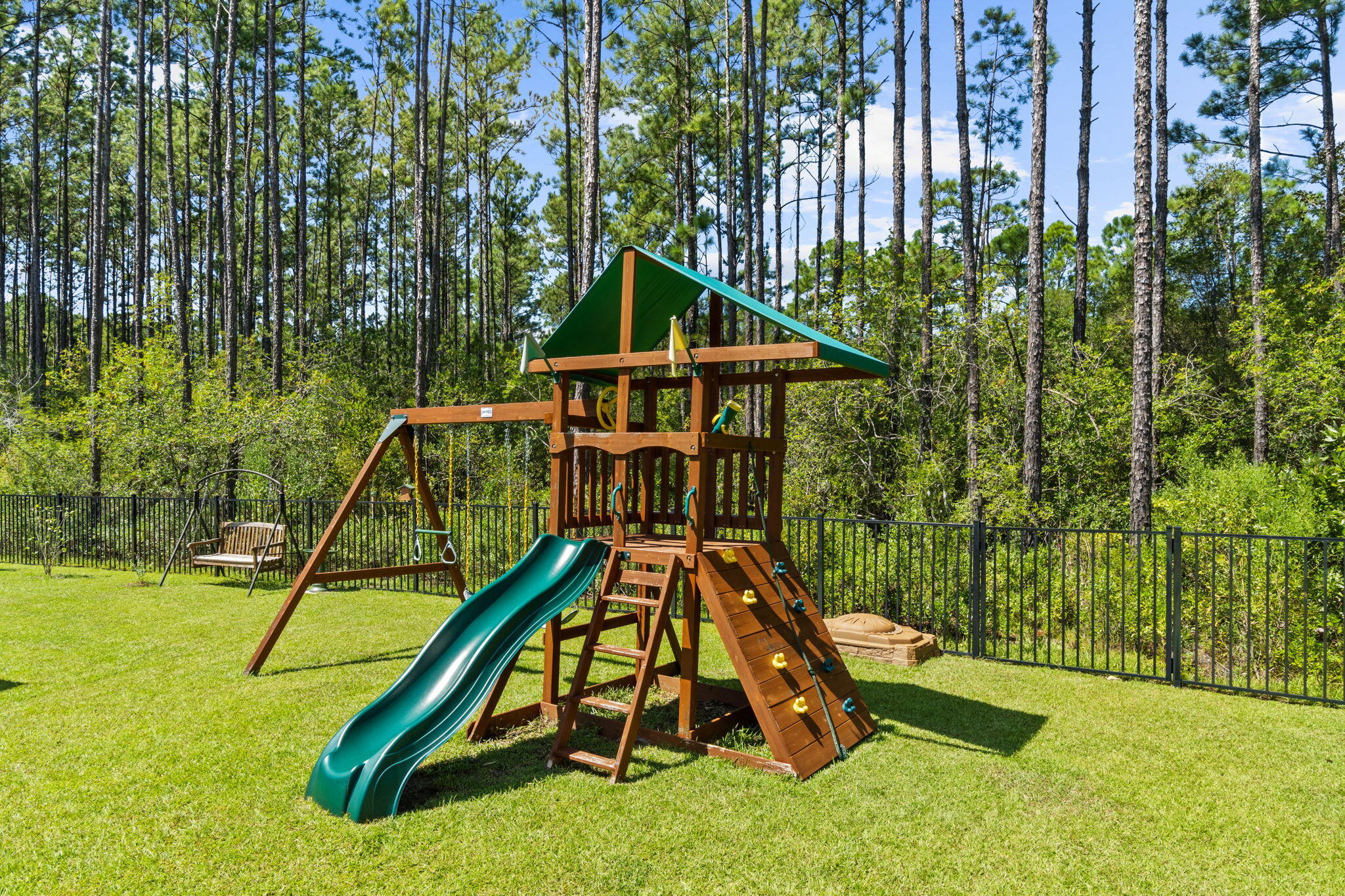 BLISS AT HAMMOCK BAY - Residential