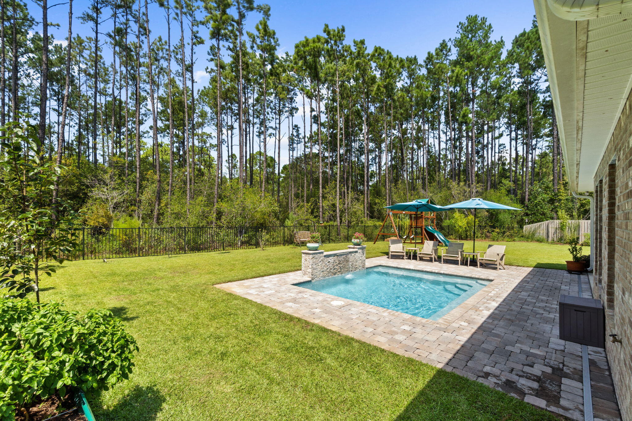 BLISS AT HAMMOCK BAY - Residential