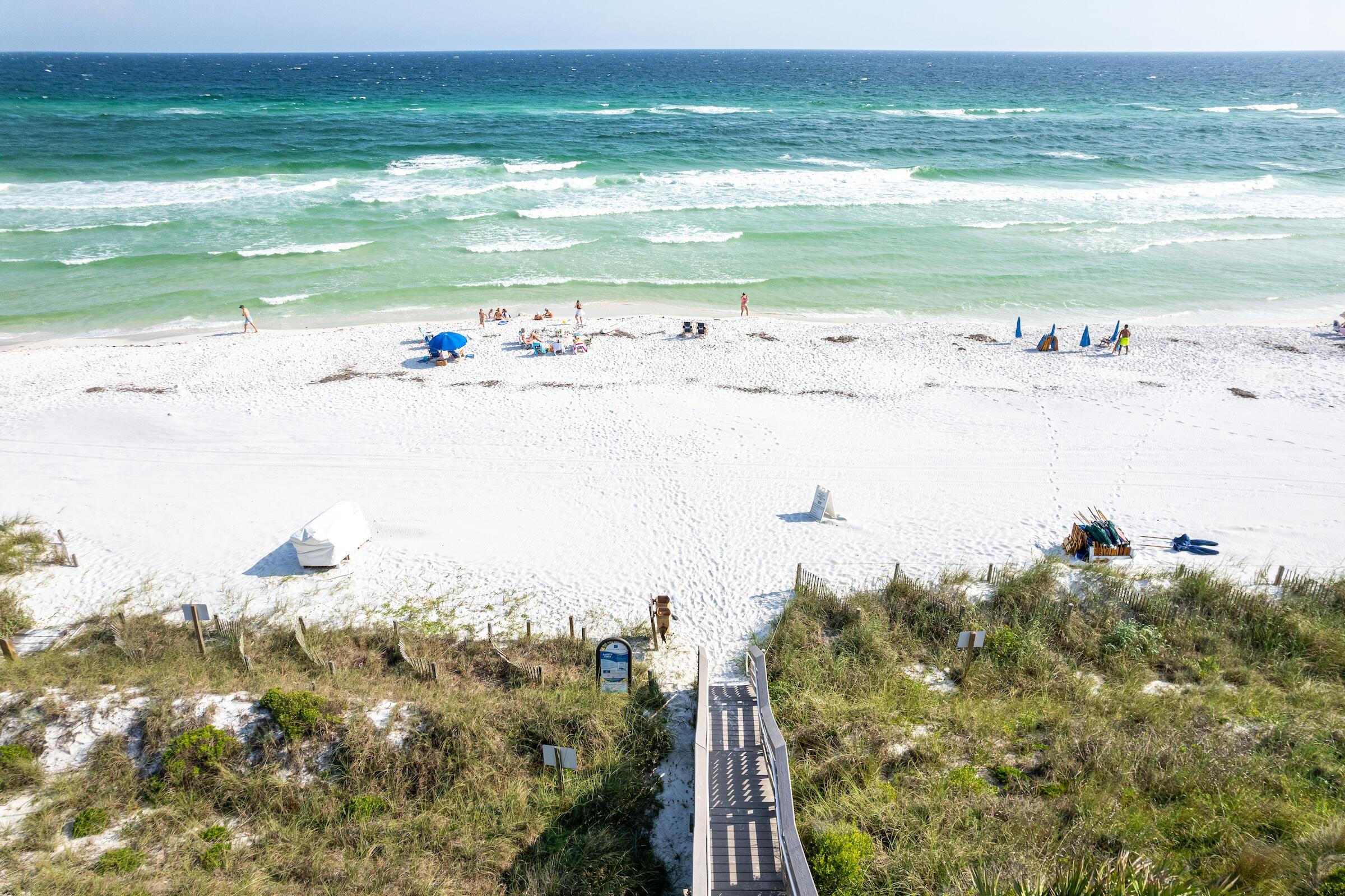 SEAGROVE SHORES 4TH ADD - Residential