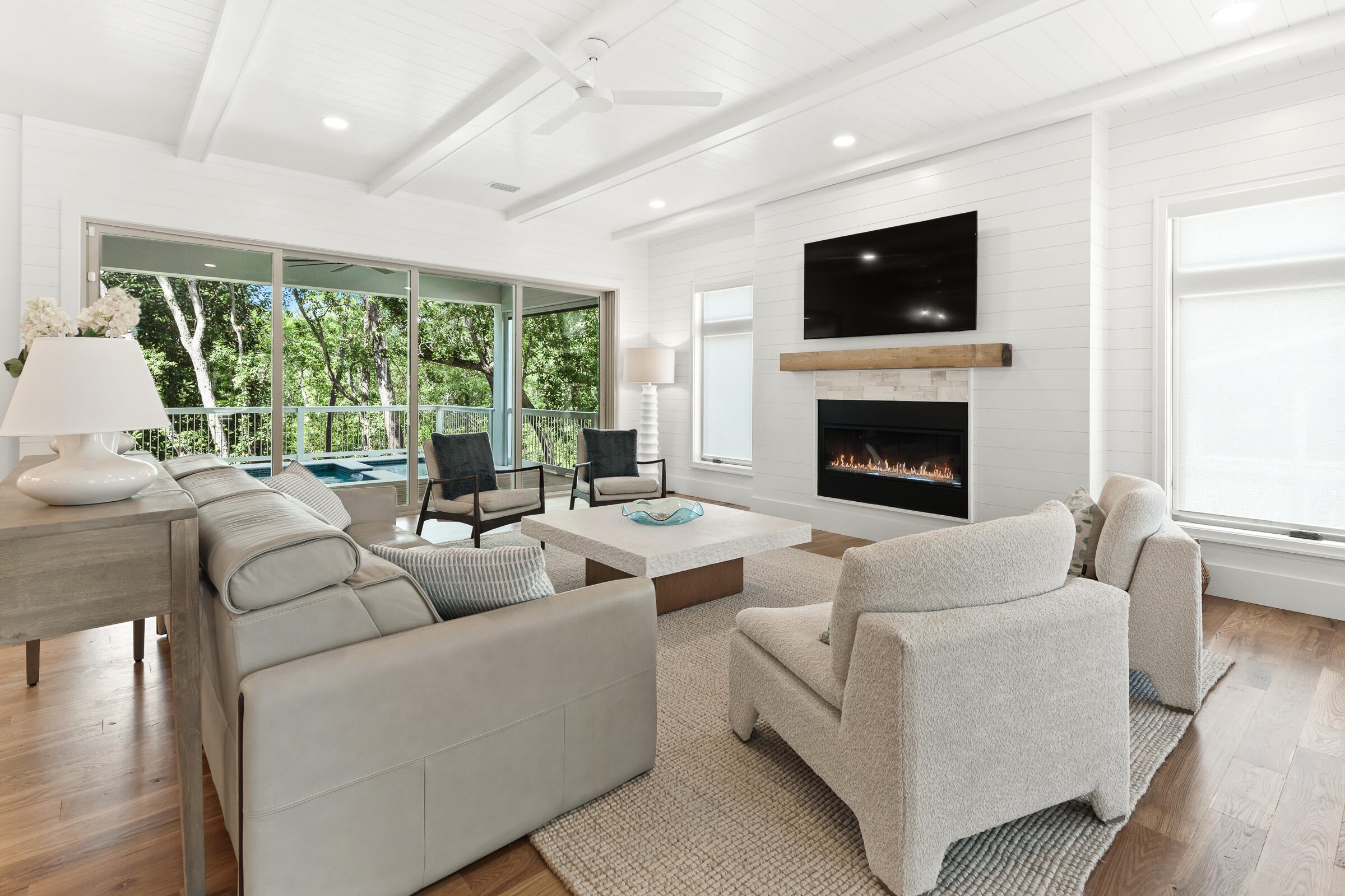 SEAGROVE SHORES 4TH ADD - Residential