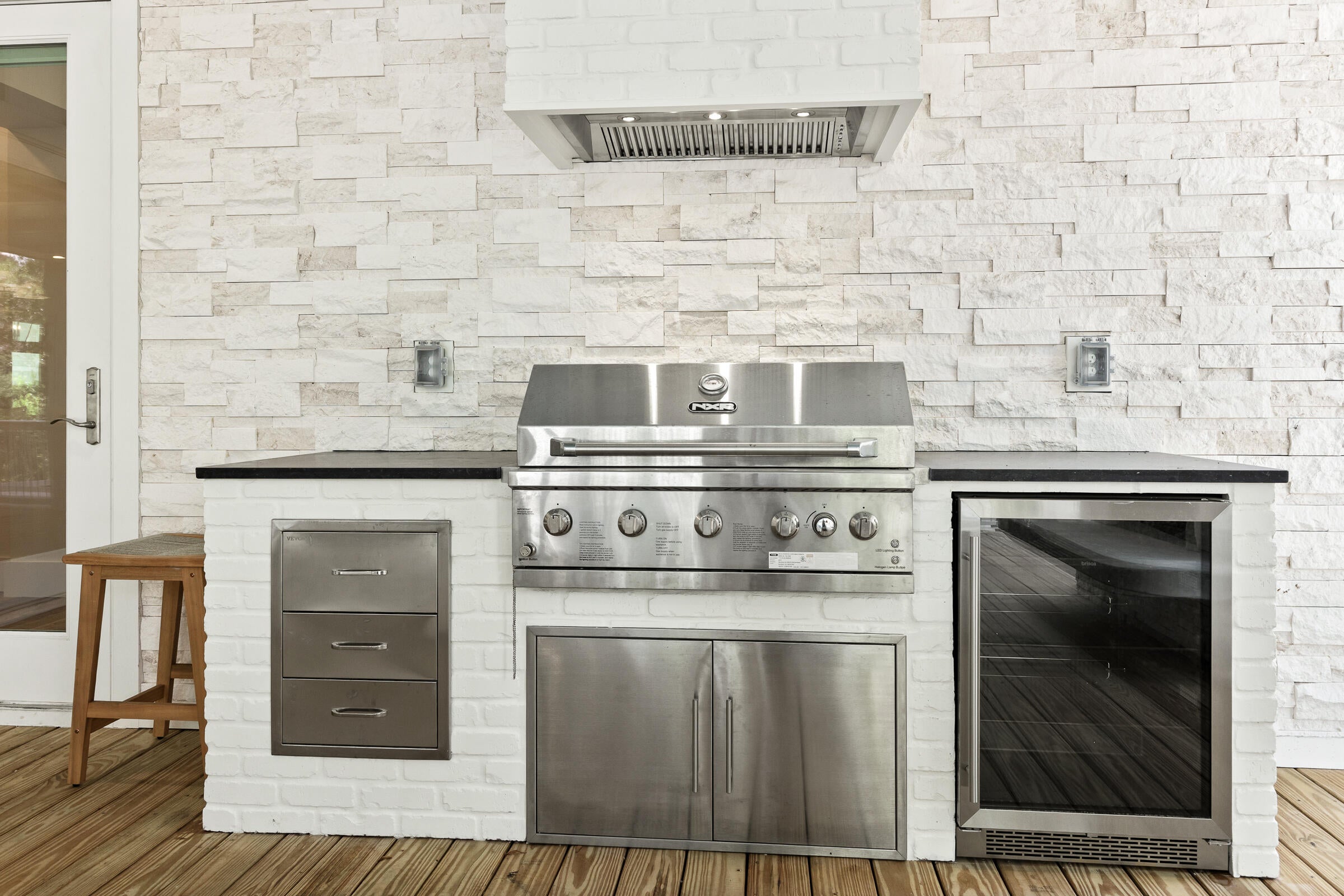 SEAGROVE SHORES 4TH ADD - Residential