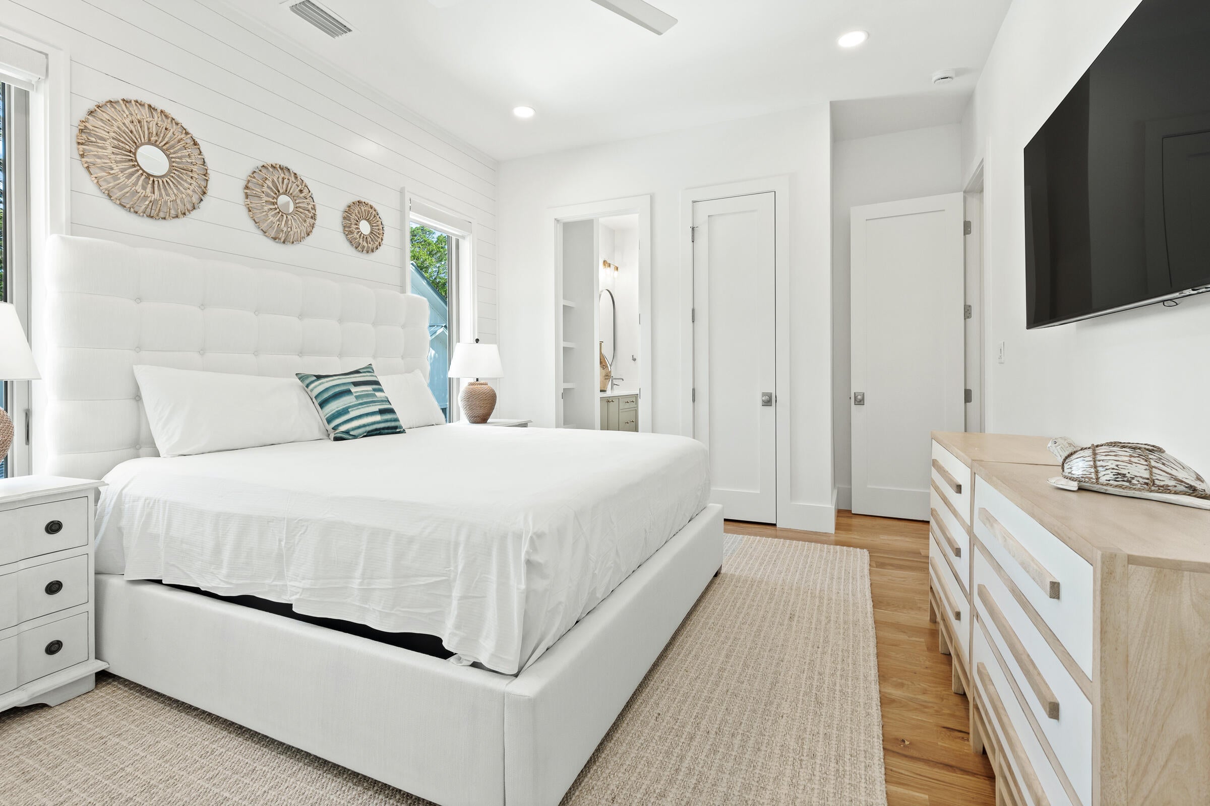 SEAGROVE SHORES 4TH ADD - Residential