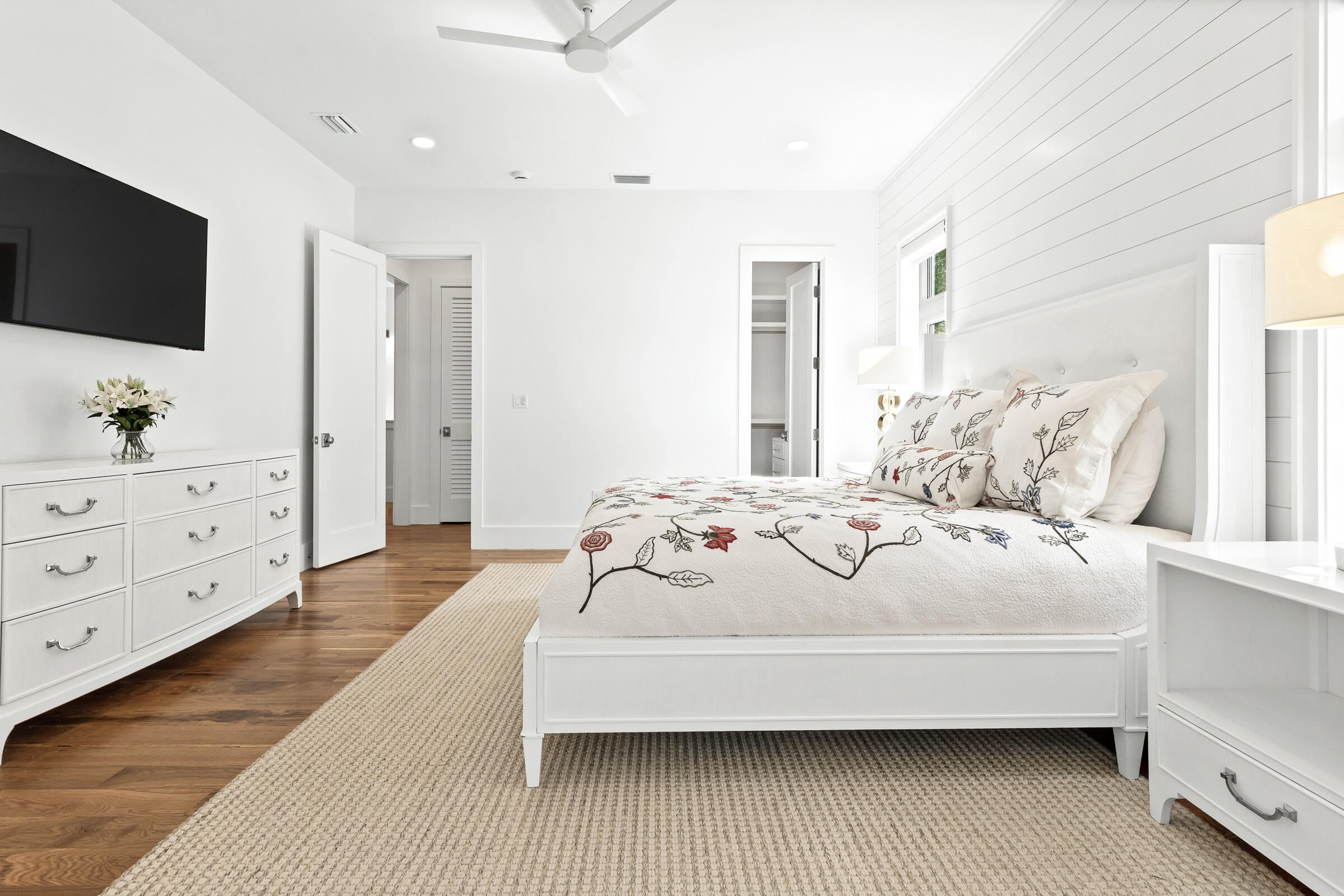 SEAGROVE SHORES 4TH ADD - Residential