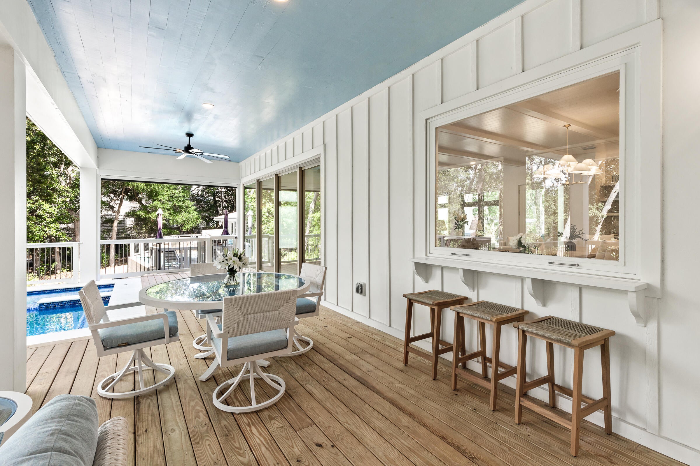 SEAGROVE SHORES 4TH ADD - Residential