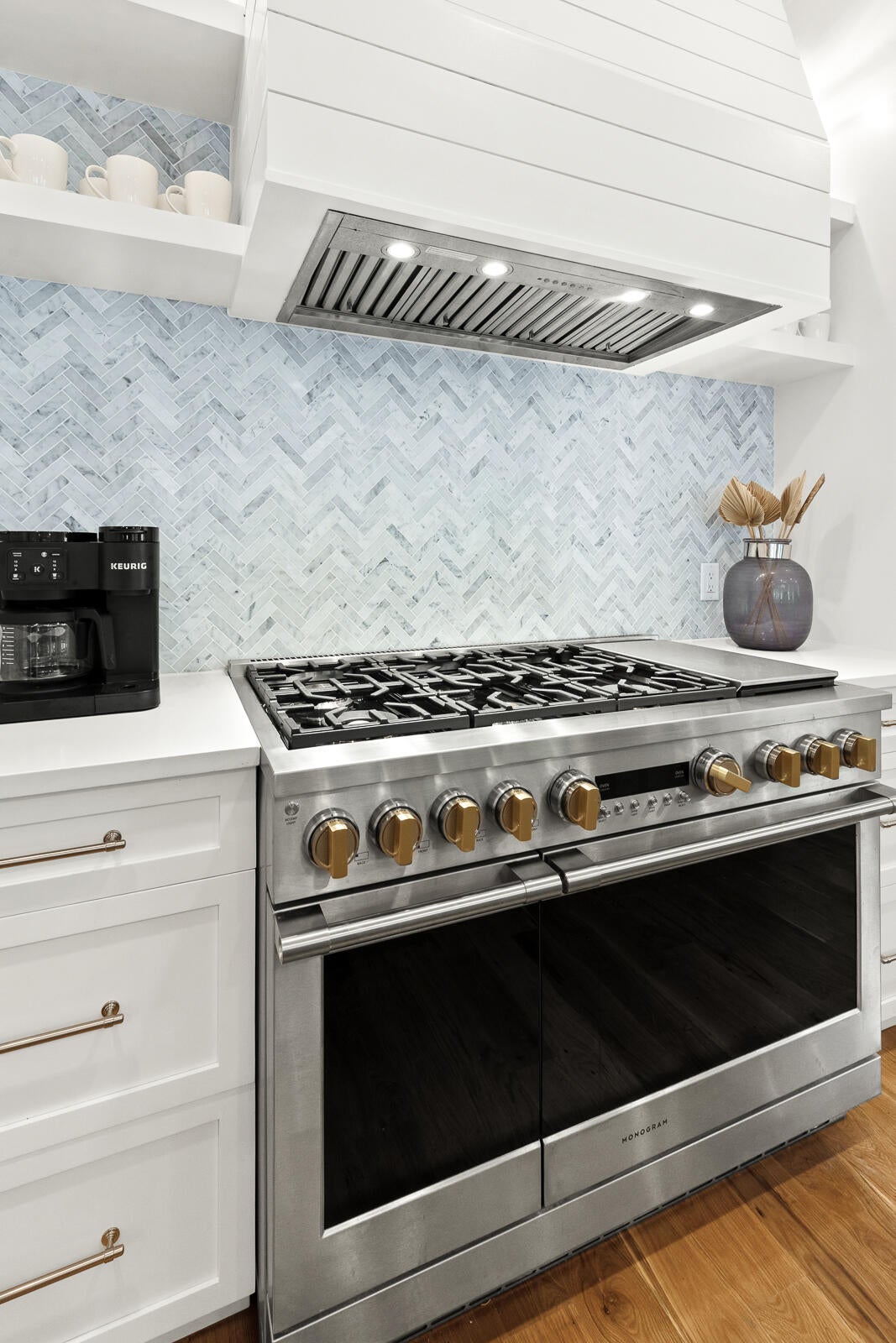 SEAGROVE SHORES 4TH ADD - Residential