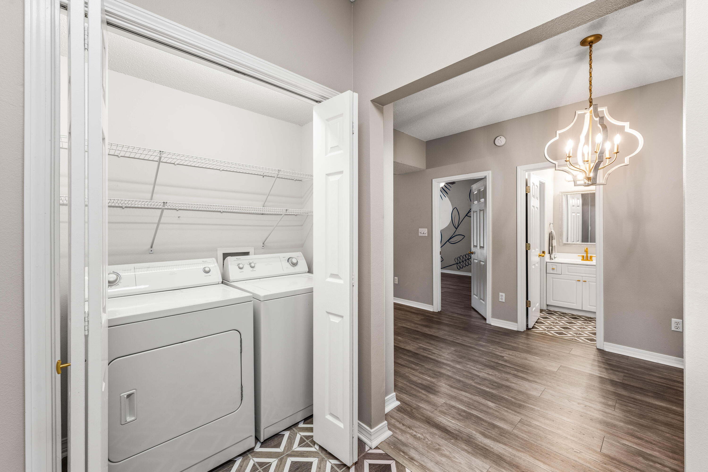 THE OAKS AT NICEVILLE - Residential