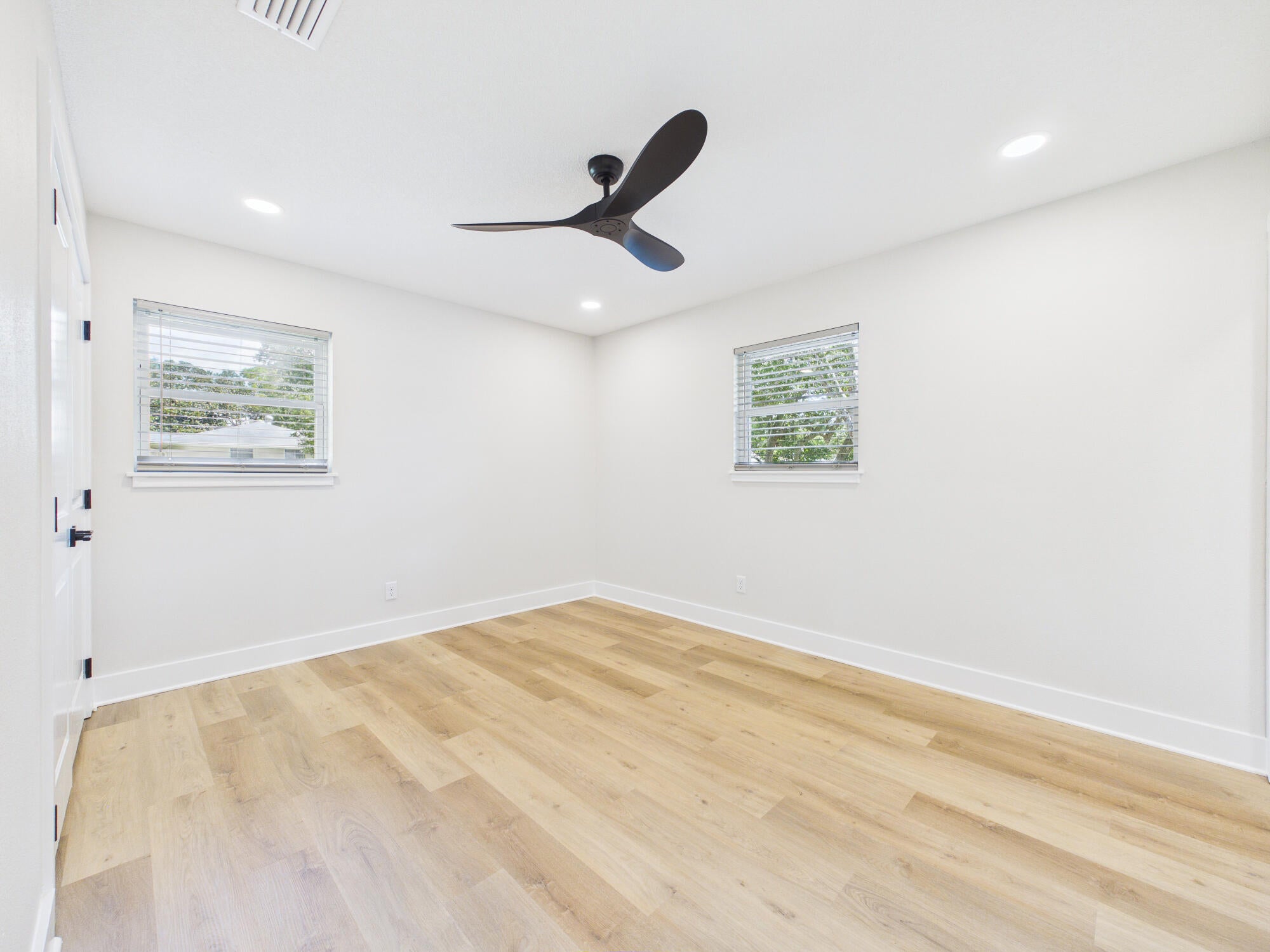 OAKLAND HEIGHTS - Residential