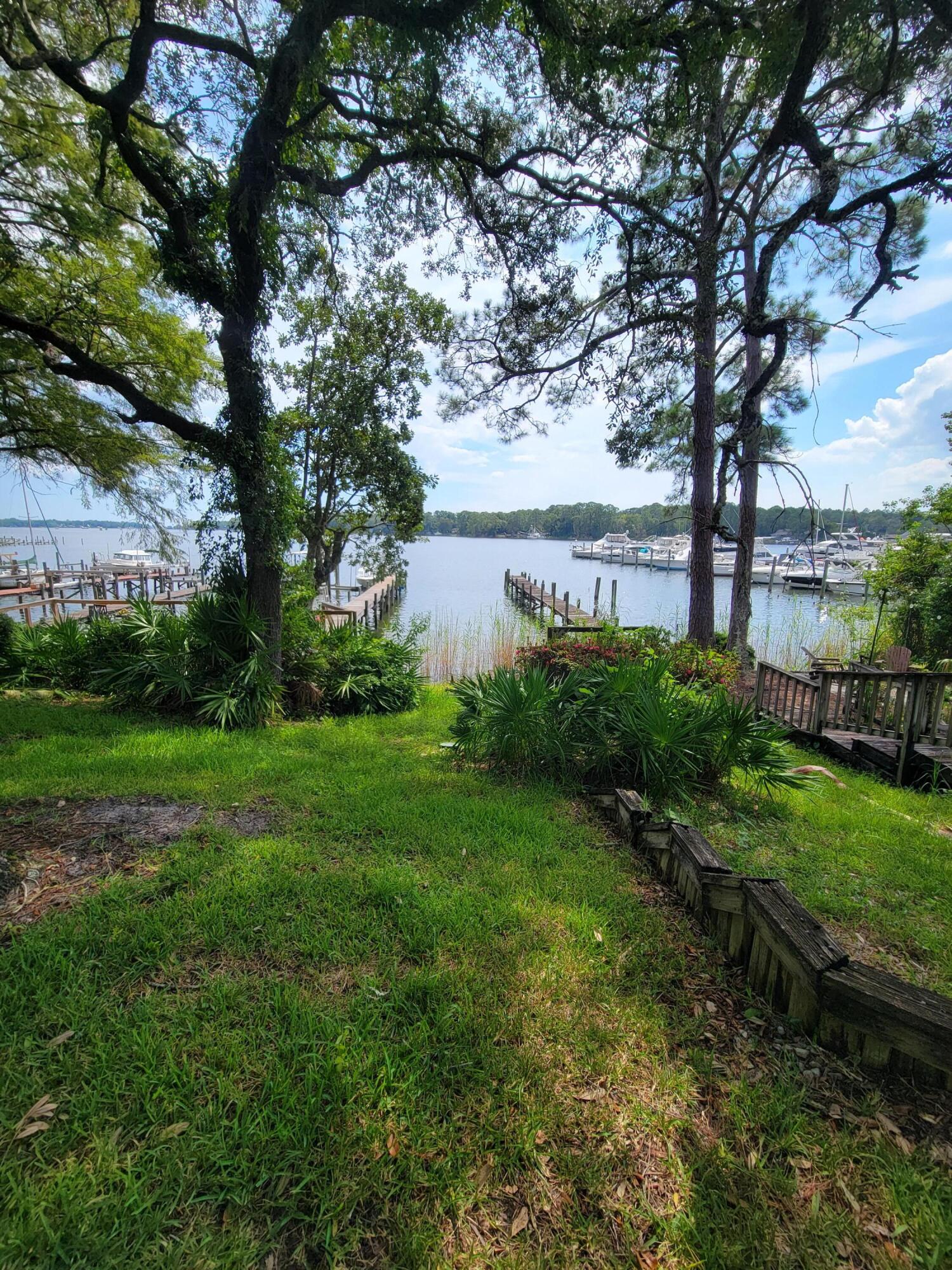 WATER OAKS - Residential