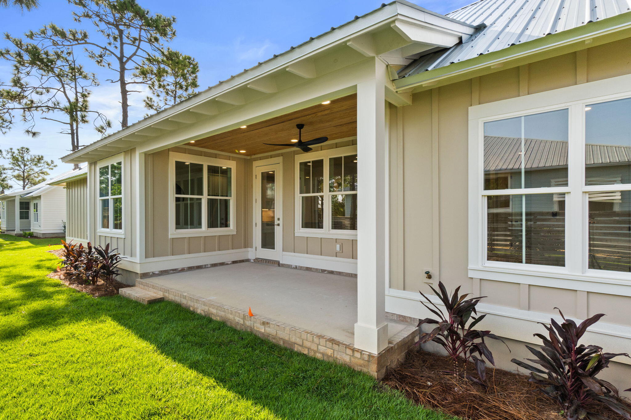 SHELTER COVE ESTATES - Residential