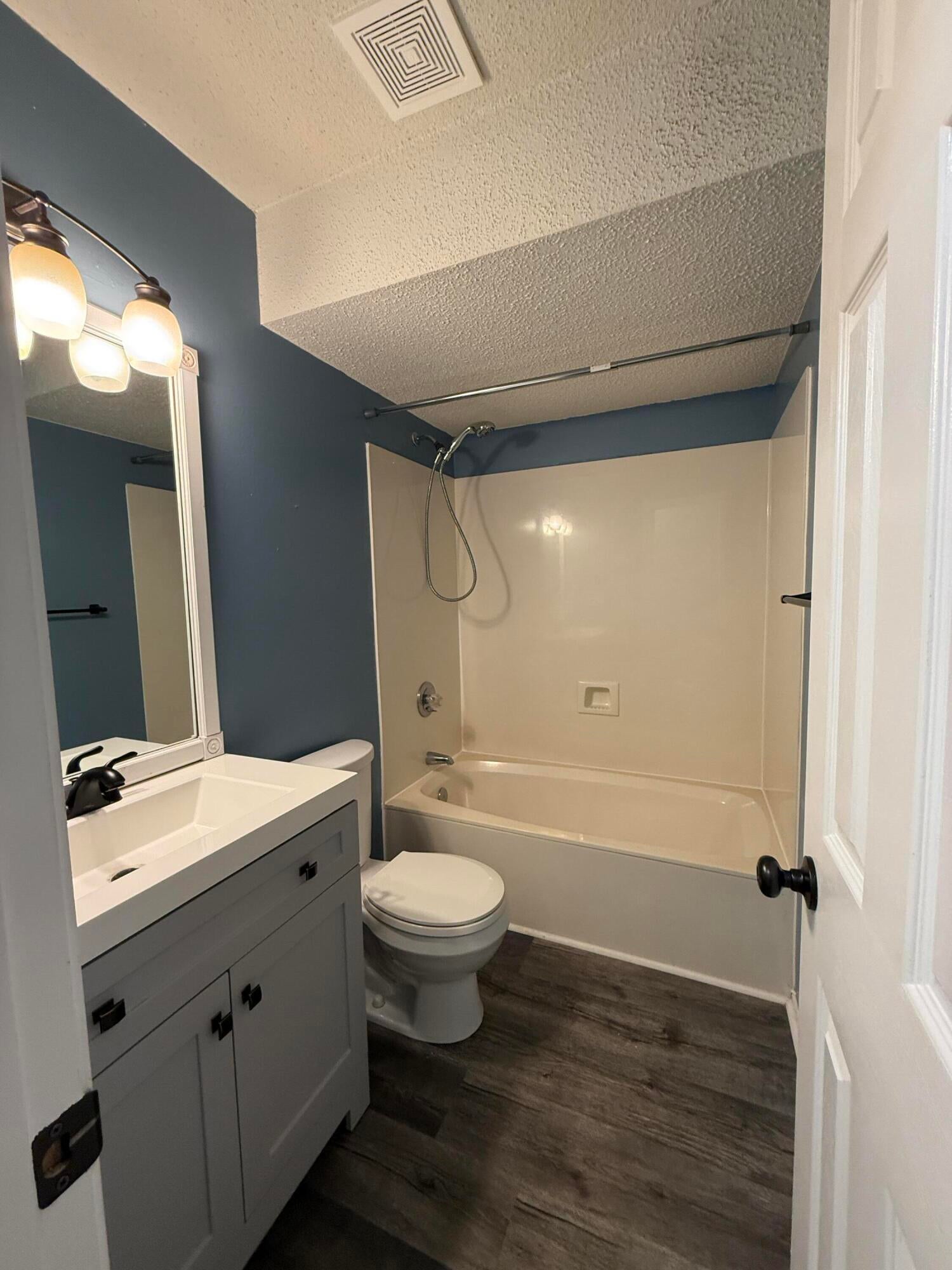 Mariners Cove - Residential Lease