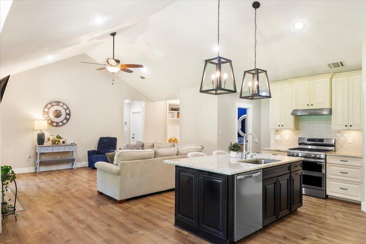 HIDDEN CREEK AT HOLLEY BY THE SEA - Residential